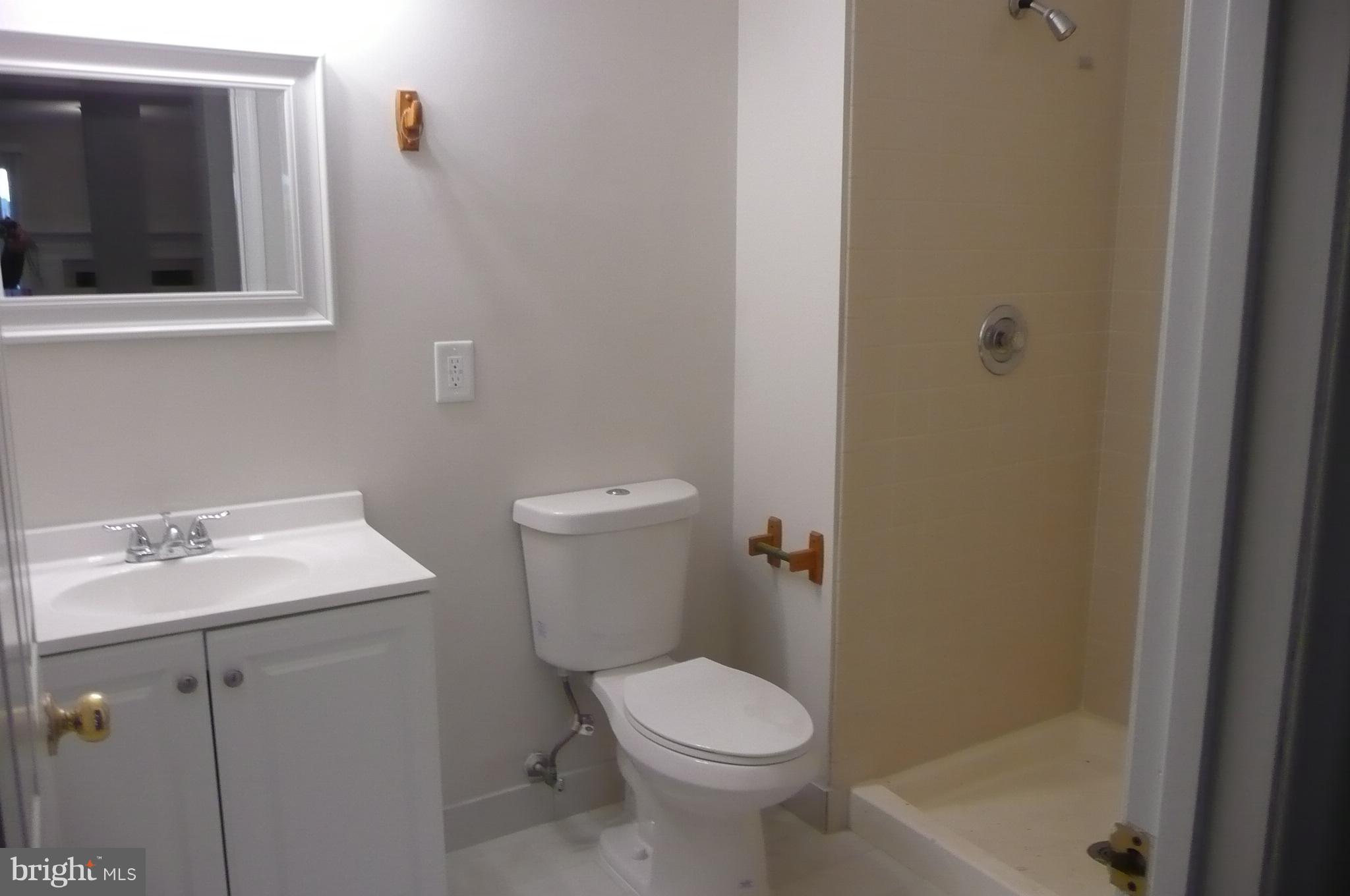 FOXFIELD - Residential Lease