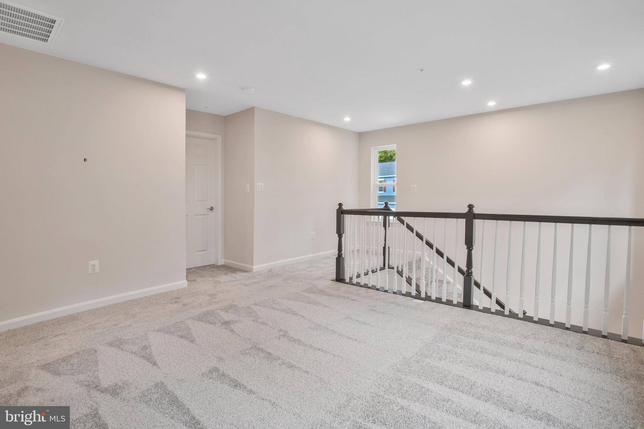 LOVING ESTATES - Residential