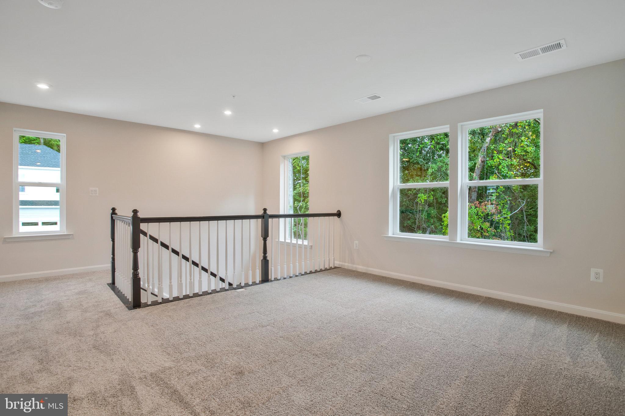 LOVING ESTATES - Residential