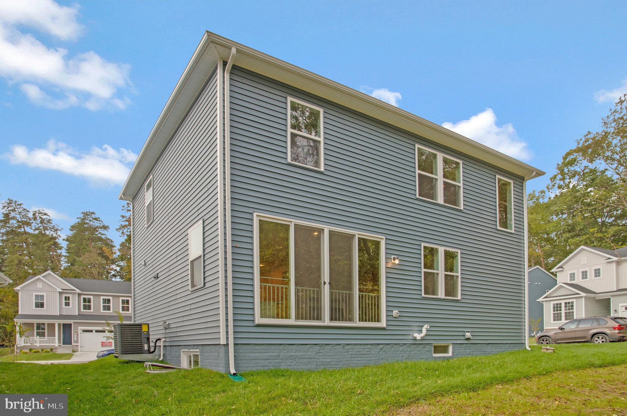 LOVING ESTATES - Residential