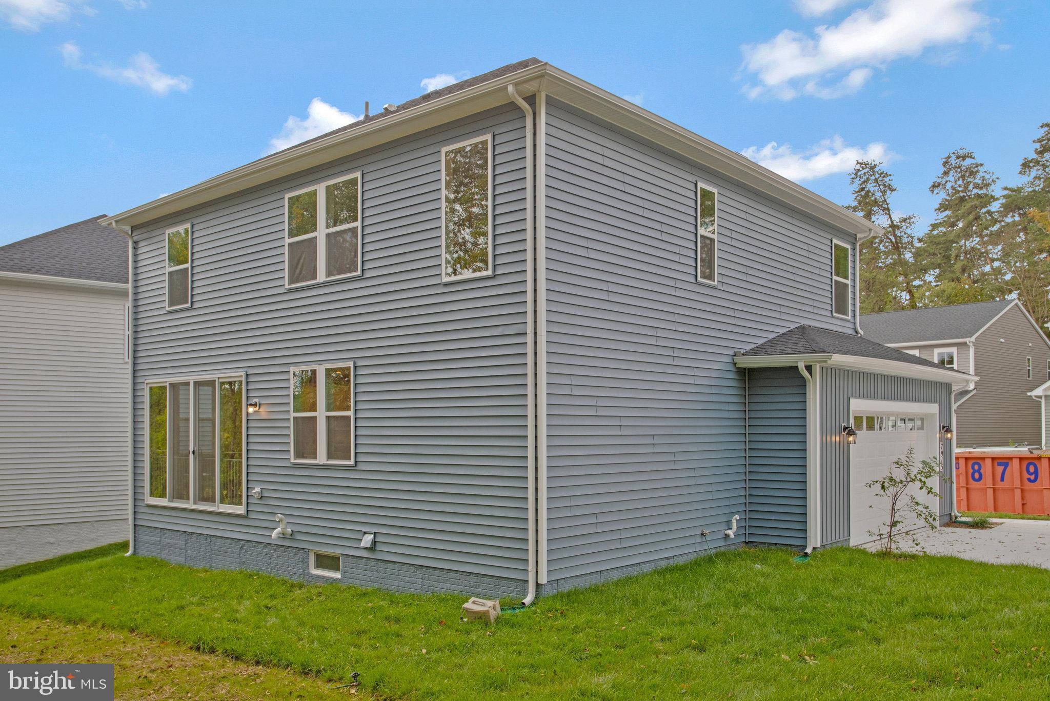 LOVING ESTATES - Residential