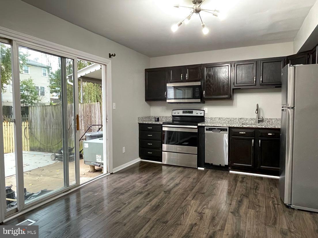 1407 HARFORD SQUARE DRIVE