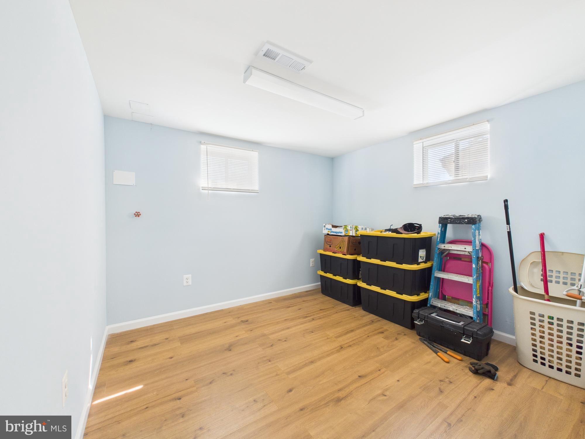 VALLEY VIEW - Residential