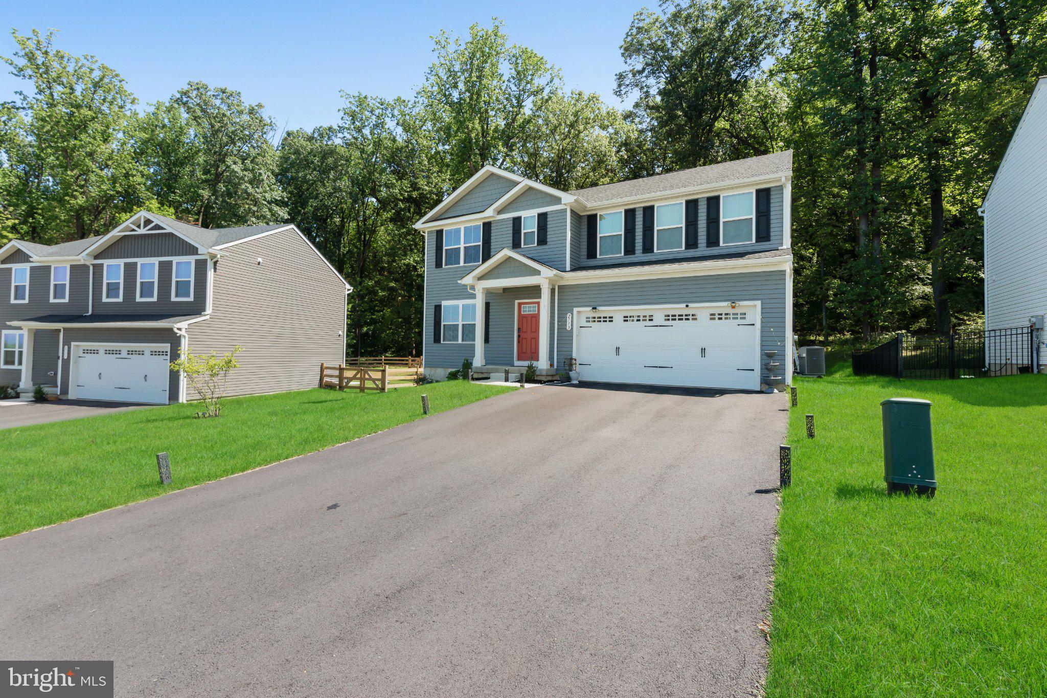 2713 BARNES COURT