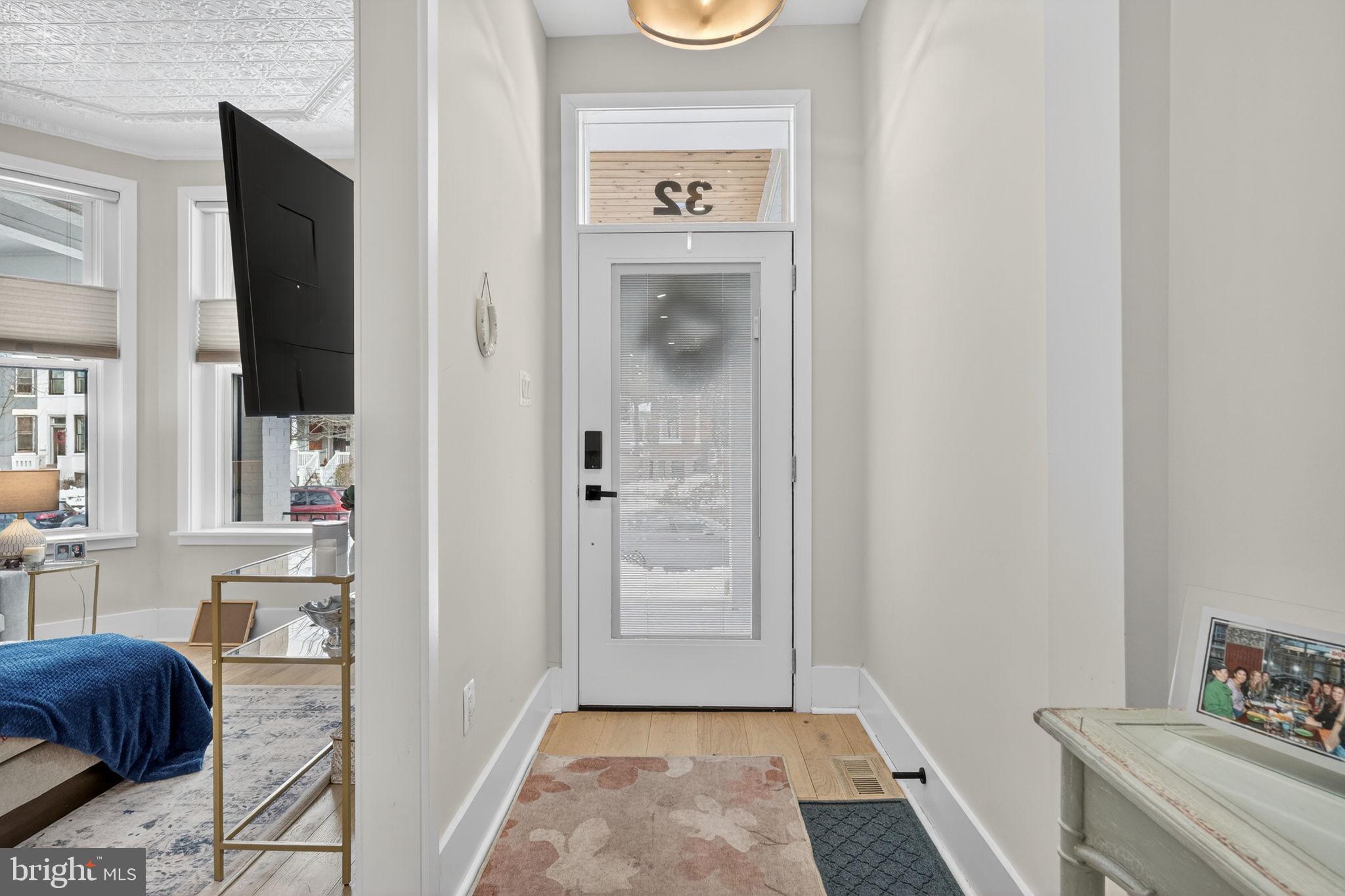 32 ADAMS STREET NW
