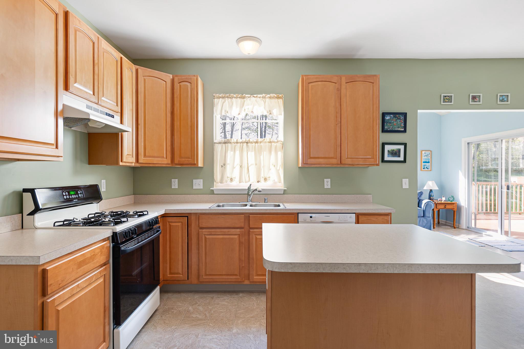 MALLARD POINTE - Residential