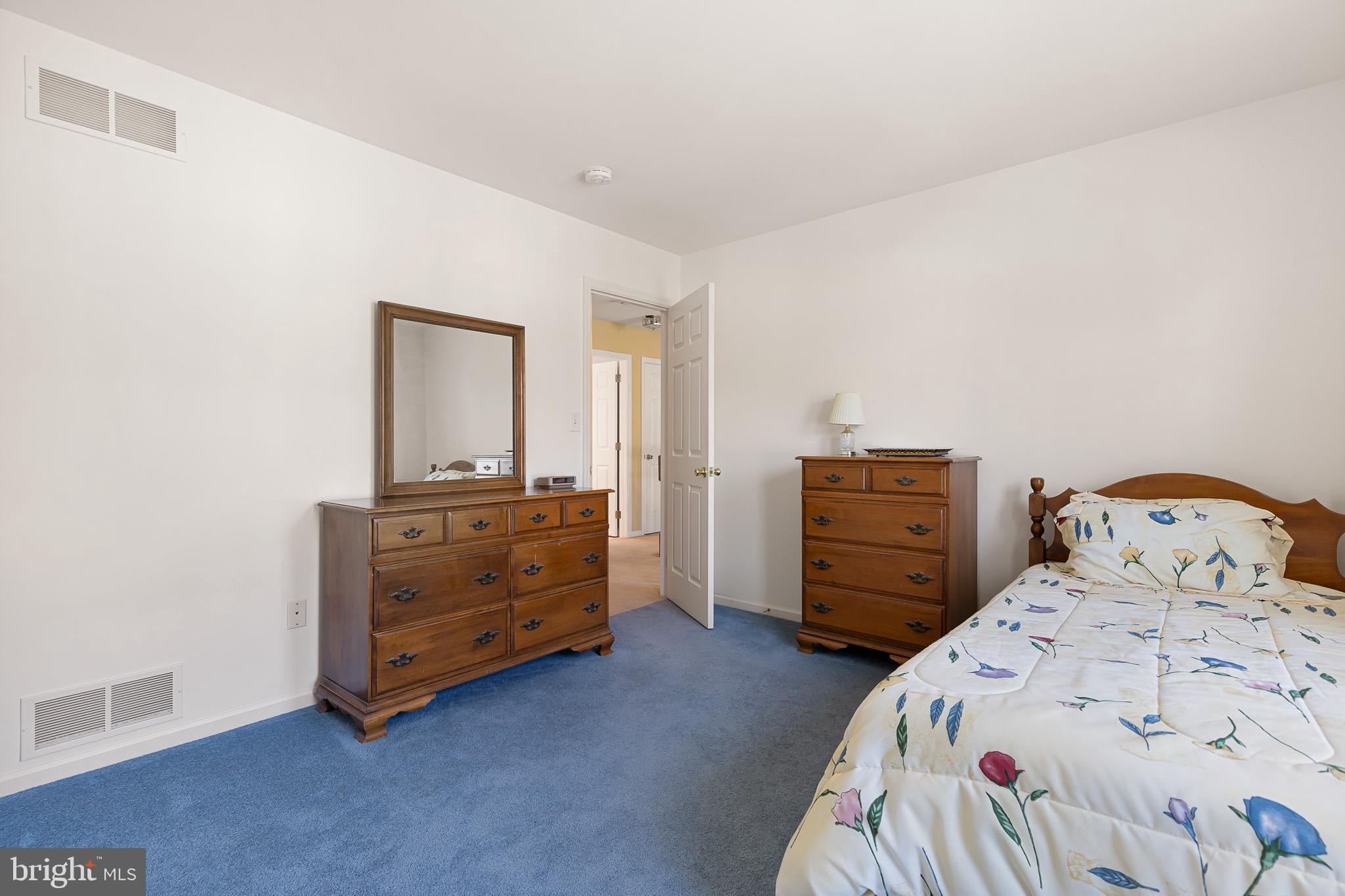 MALLARD POINTE - Residential