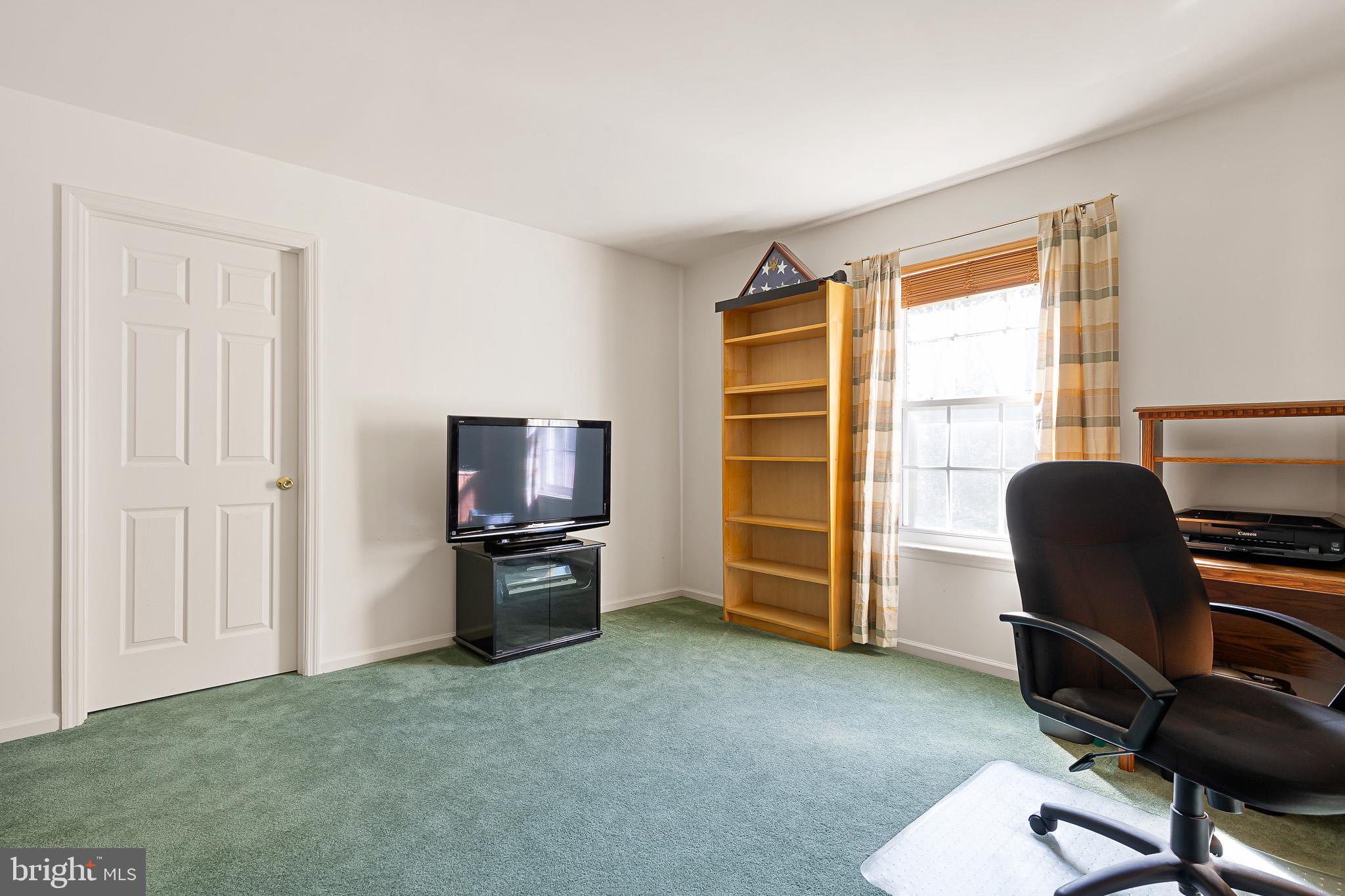 MALLARD POINTE - Residential