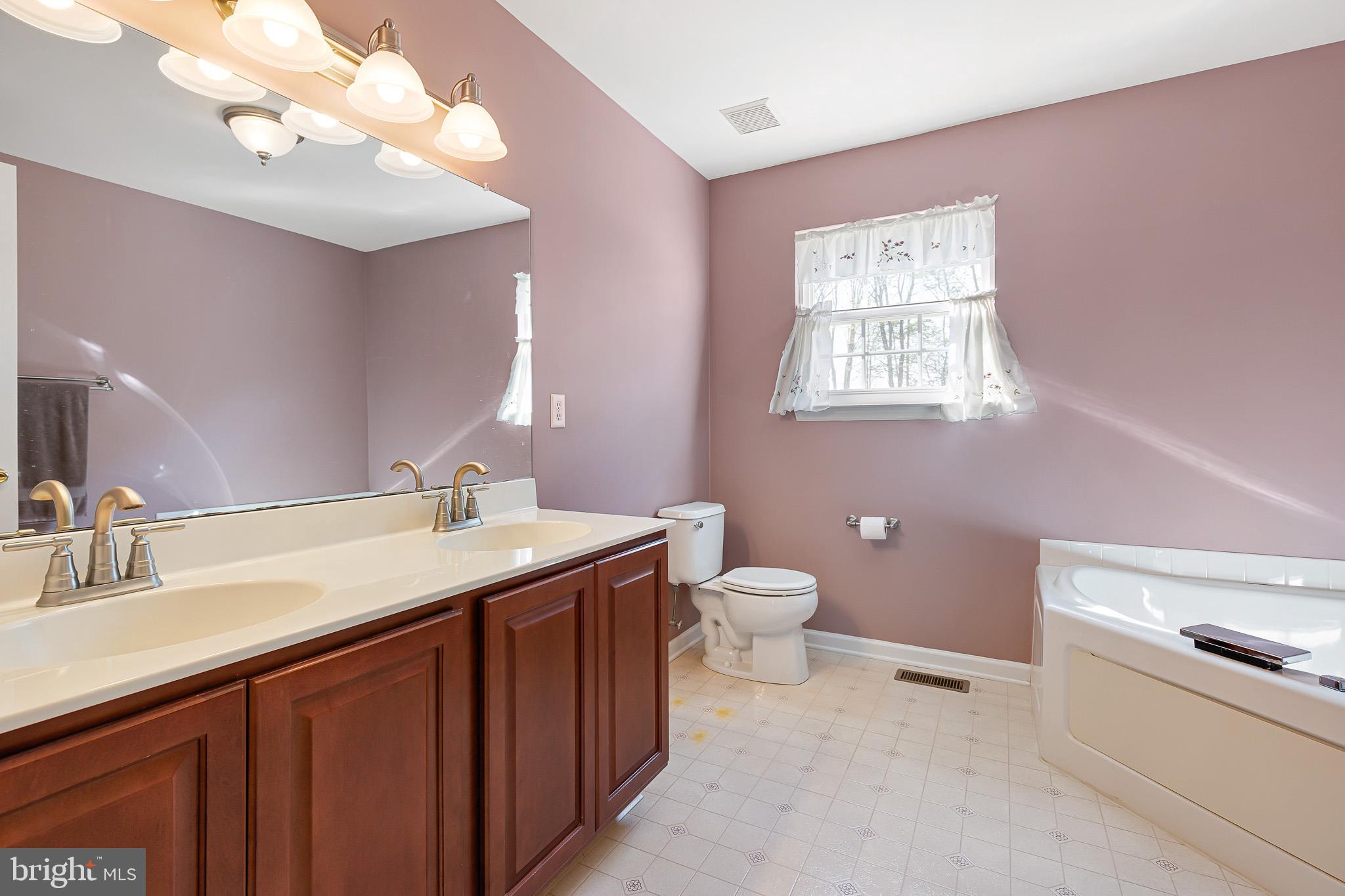 MALLARD POINTE - Residential