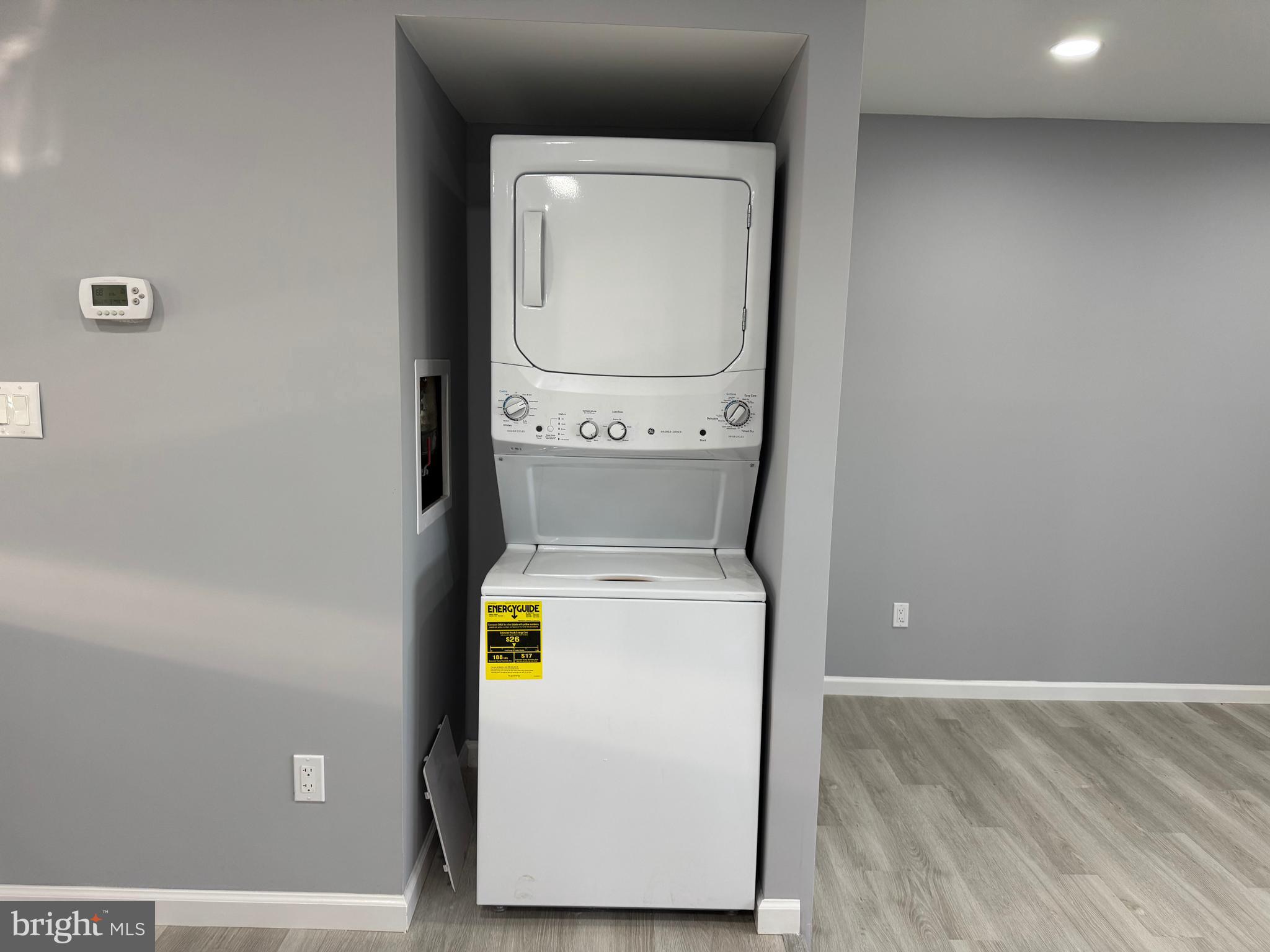 STONERIDGE II - Residential Lease