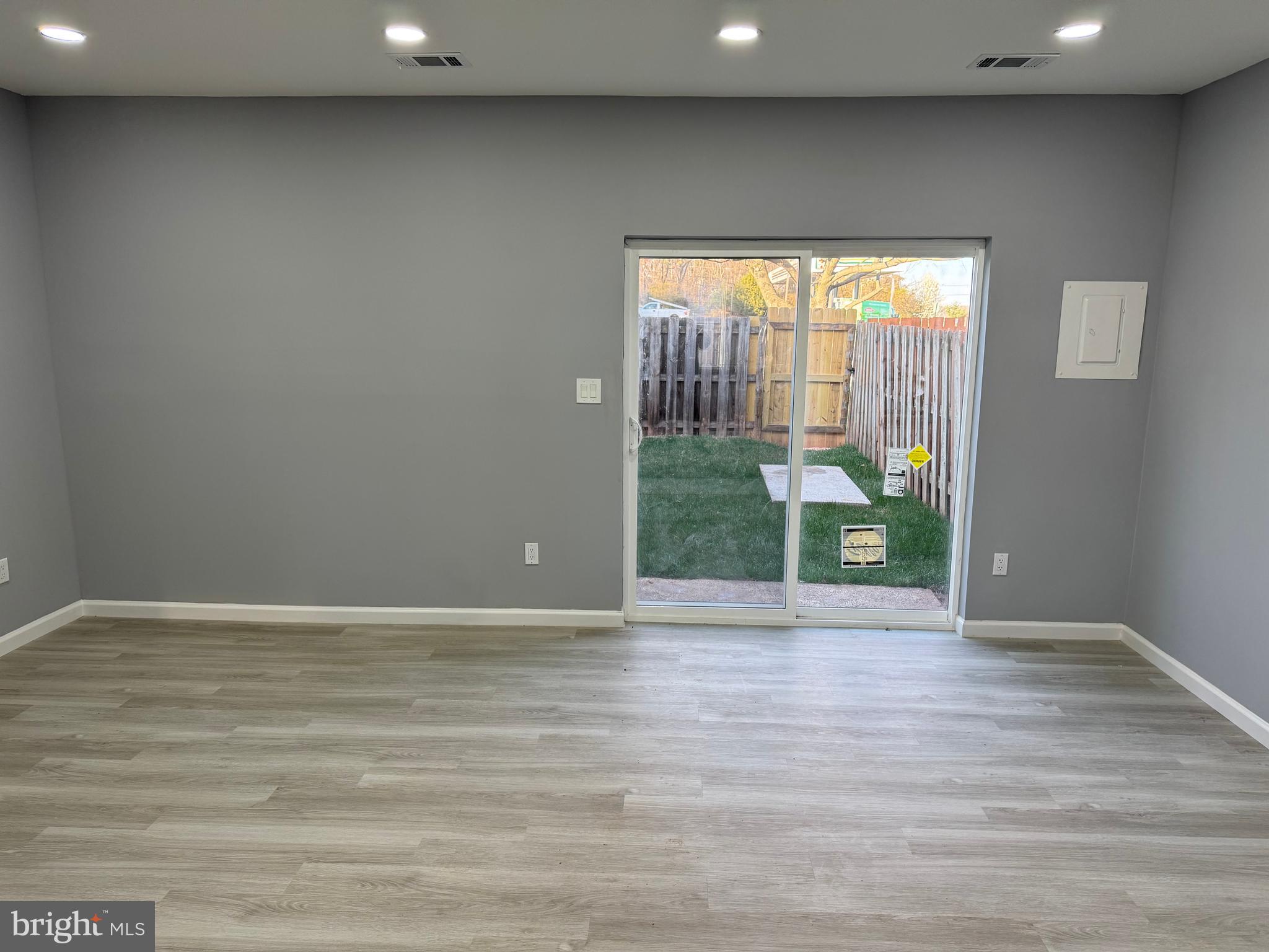 STONERIDGE II - Residential Lease