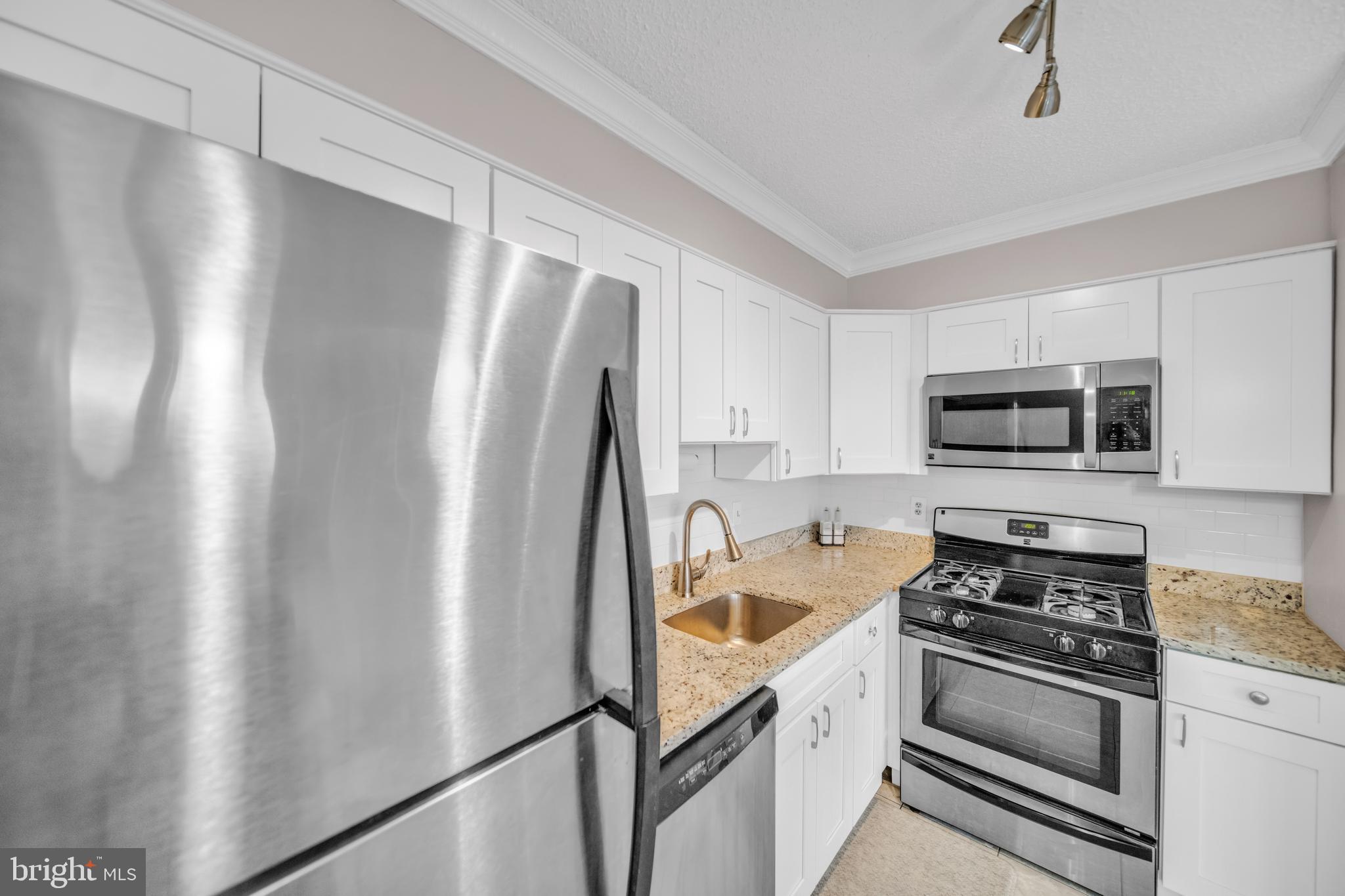 LOGAN CIRCLE - Residential