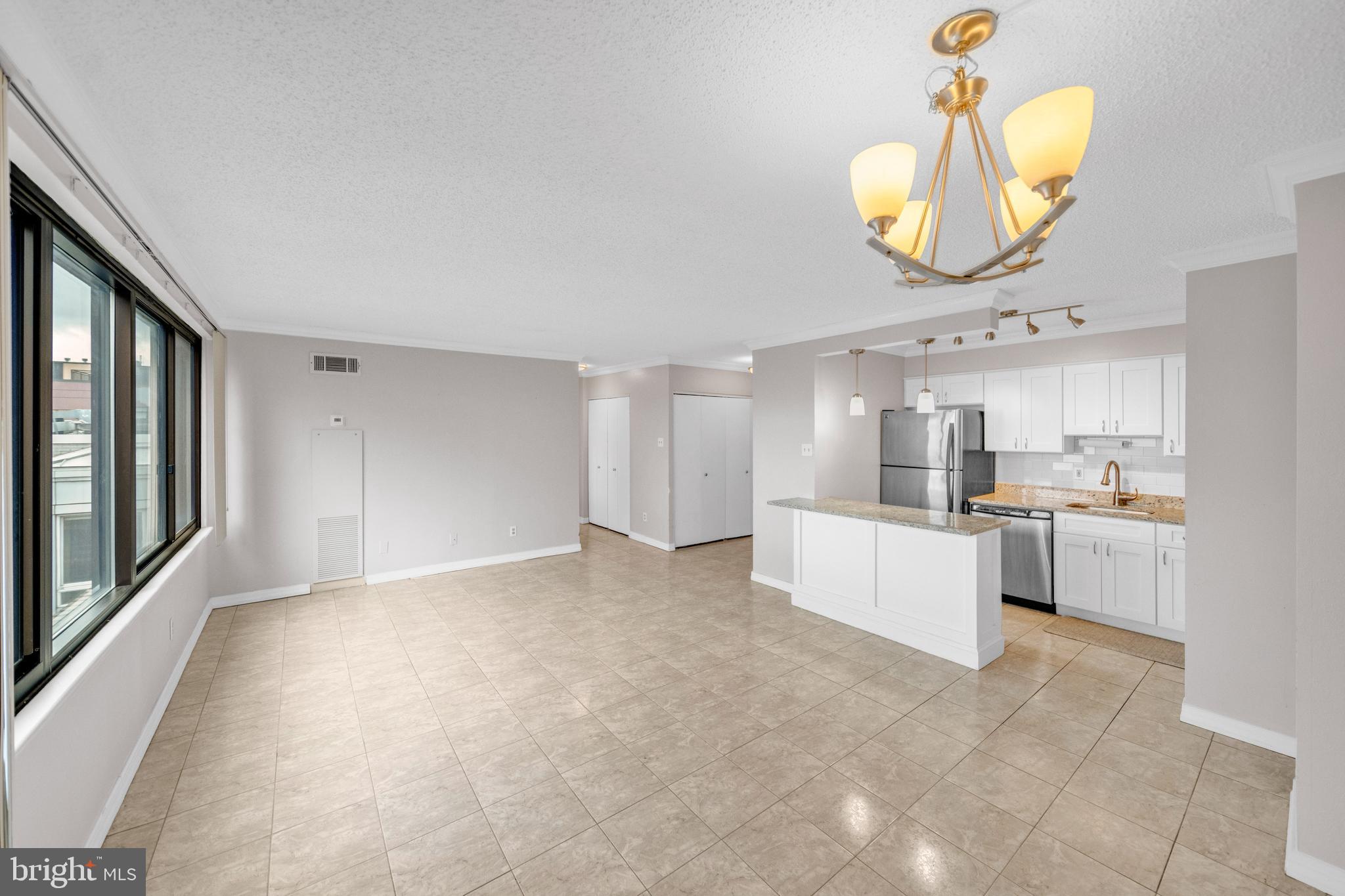 LOGAN CIRCLE - Residential