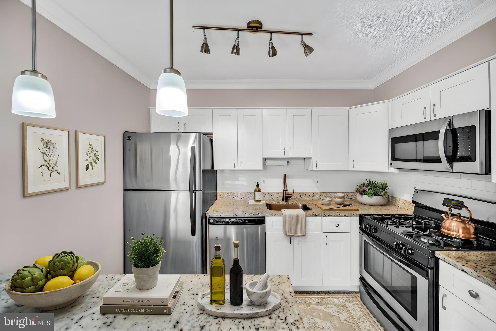 LOGAN CIRCLE - Residential