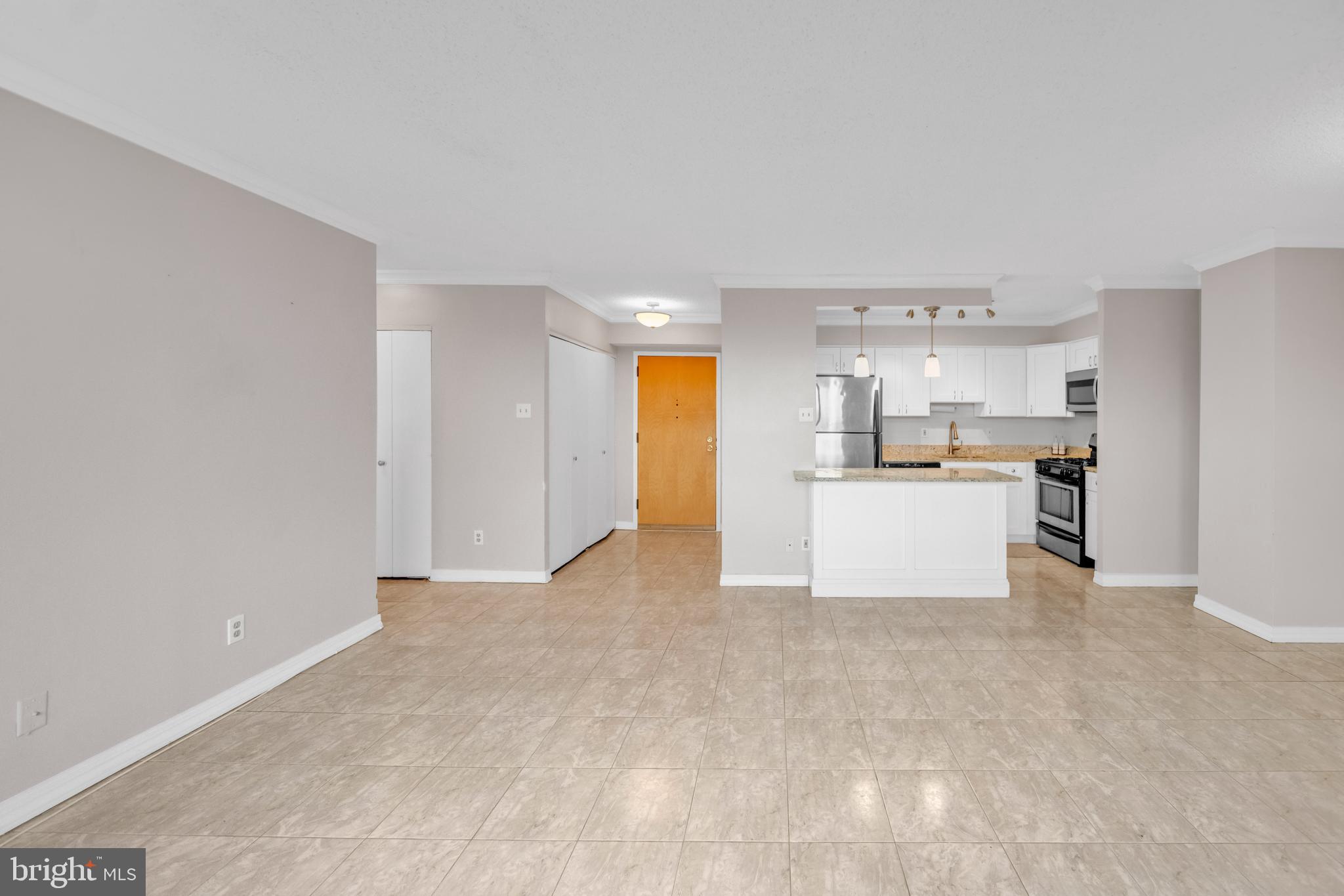 LOGAN CIRCLE - Residential