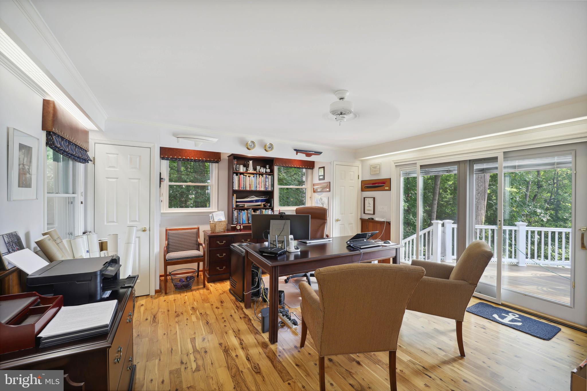 ANNAPOLIS ROADS - Residential
