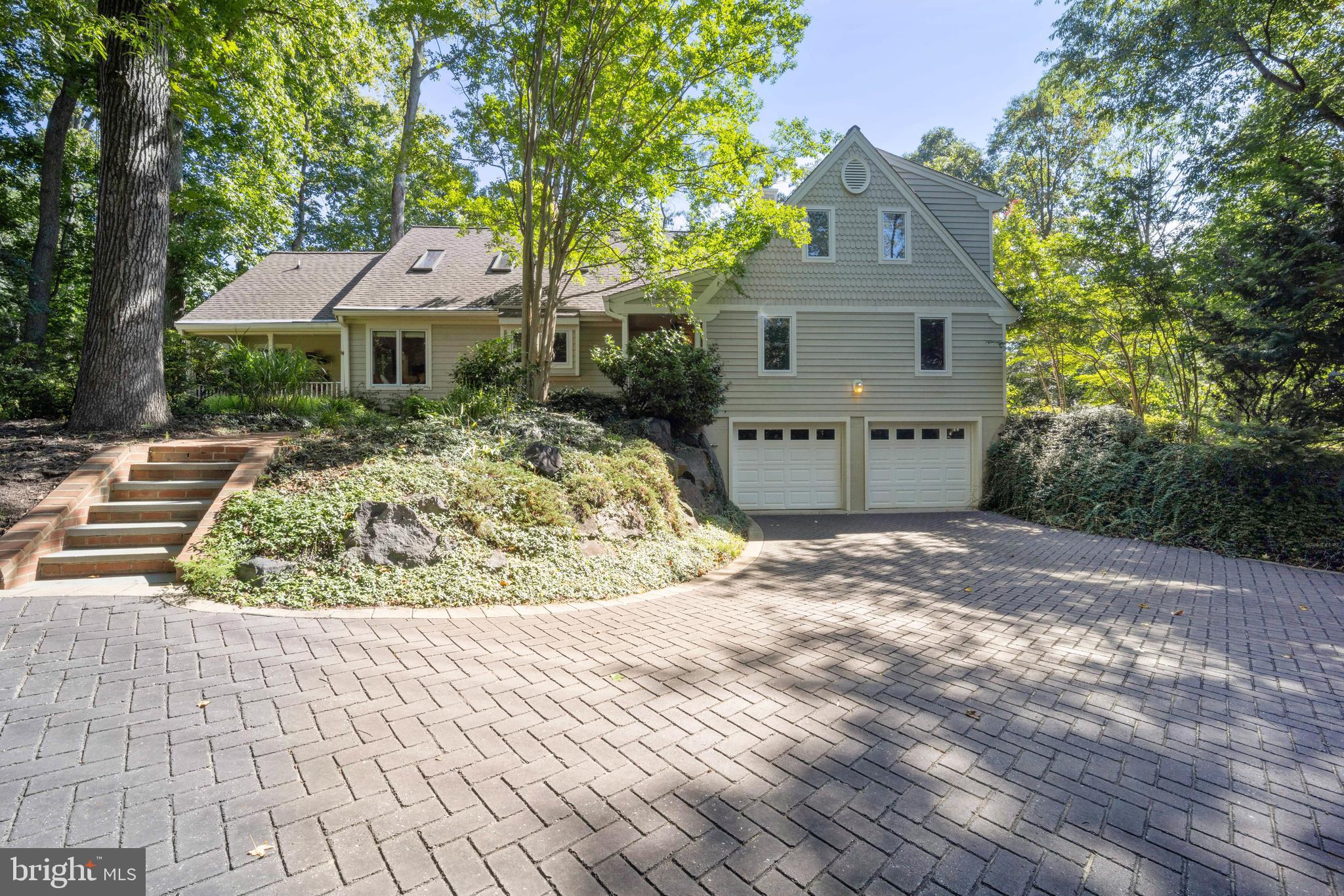 ANNAPOLIS ROADS - Residential