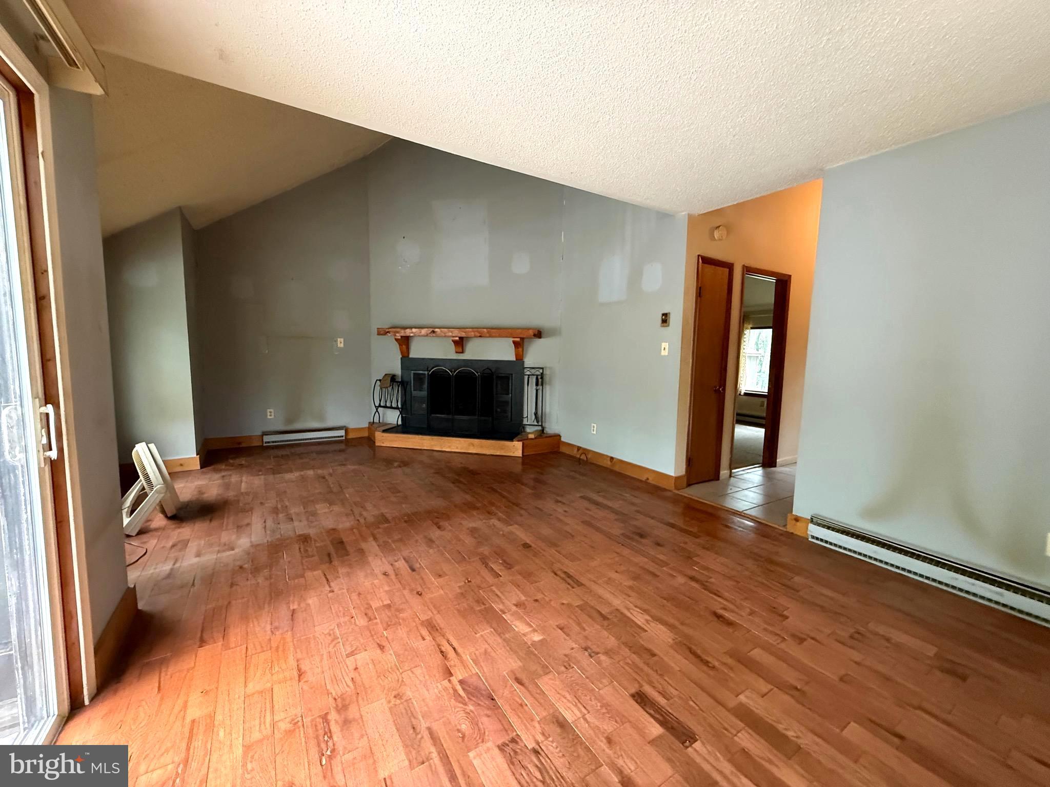 GLENWOOD FOREST - Residential