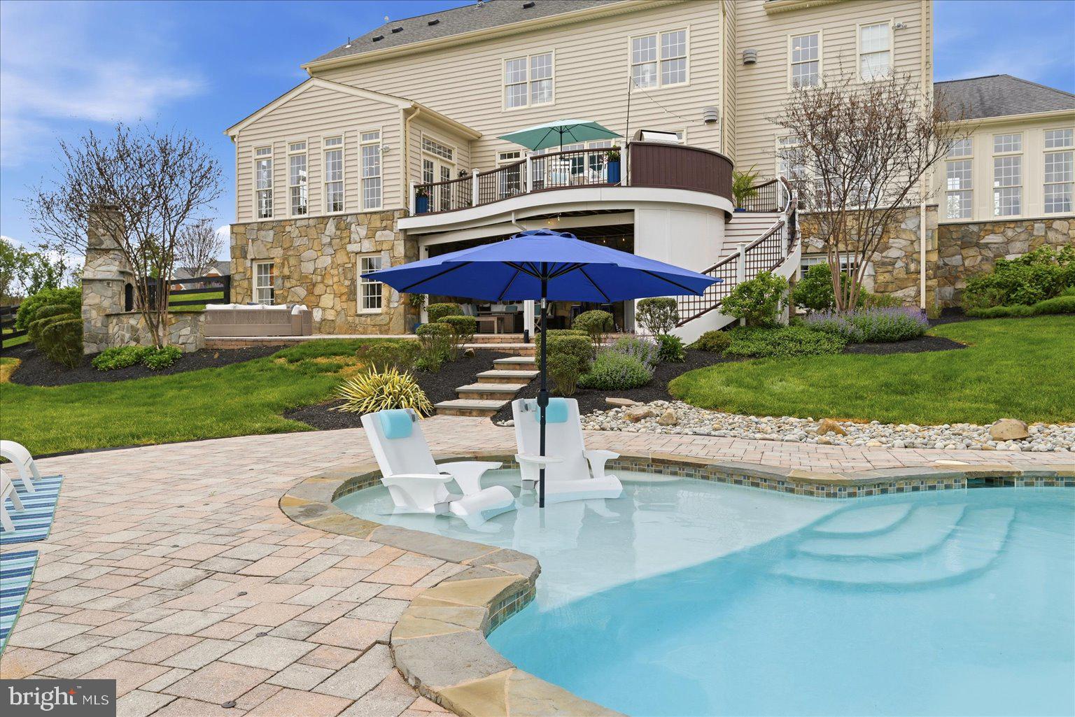 EAGLE CREEK - Residential