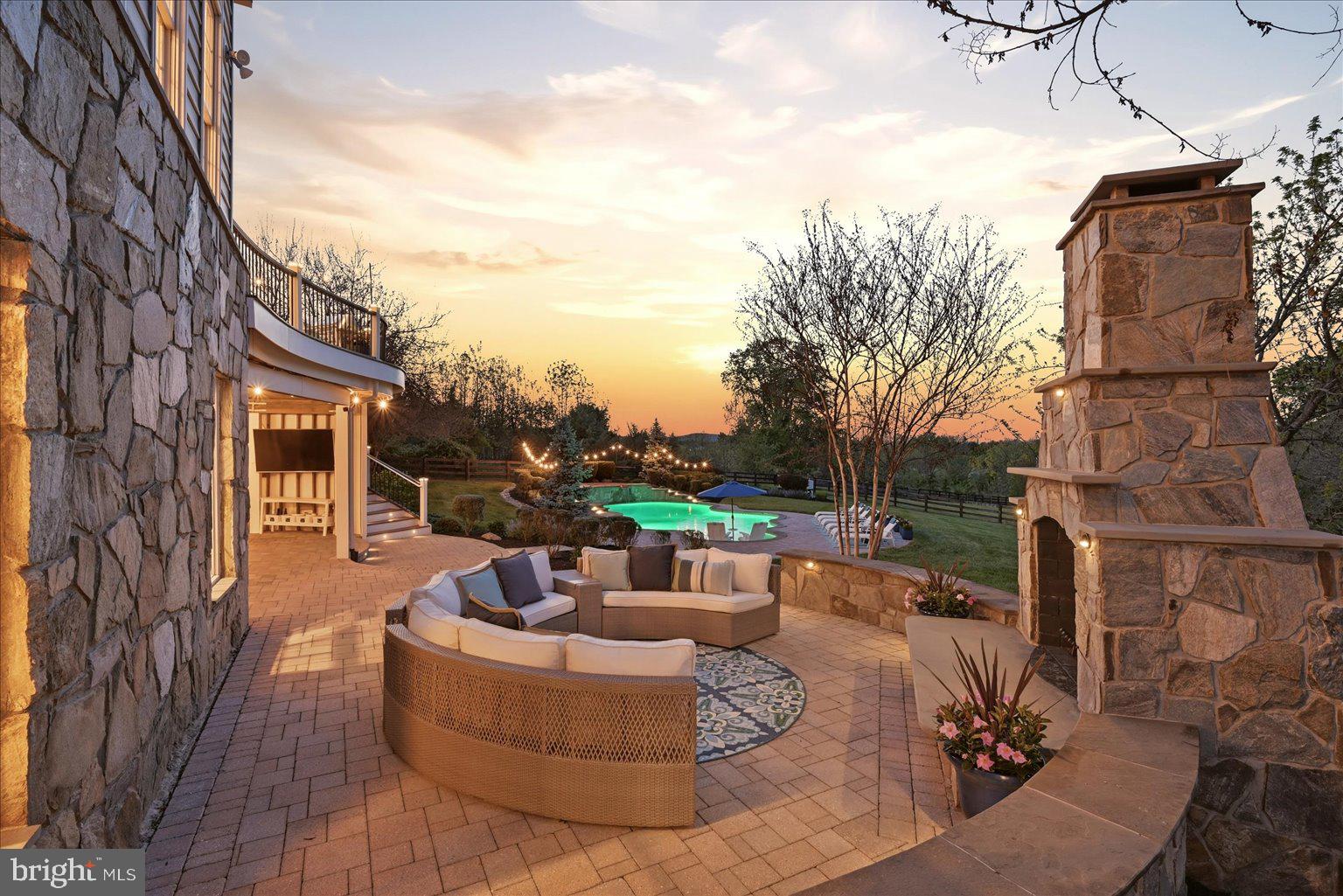 EAGLE CREEK - Residential