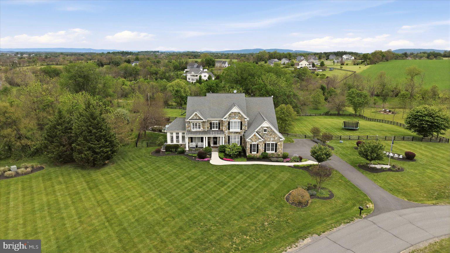 EAGLE CREEK - Residential