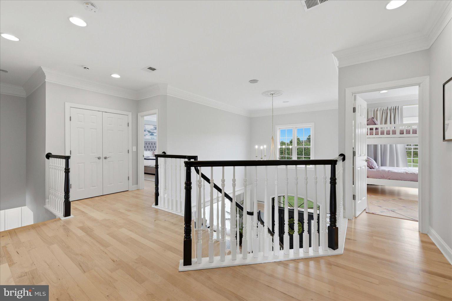 EAGLE CREEK - Residential