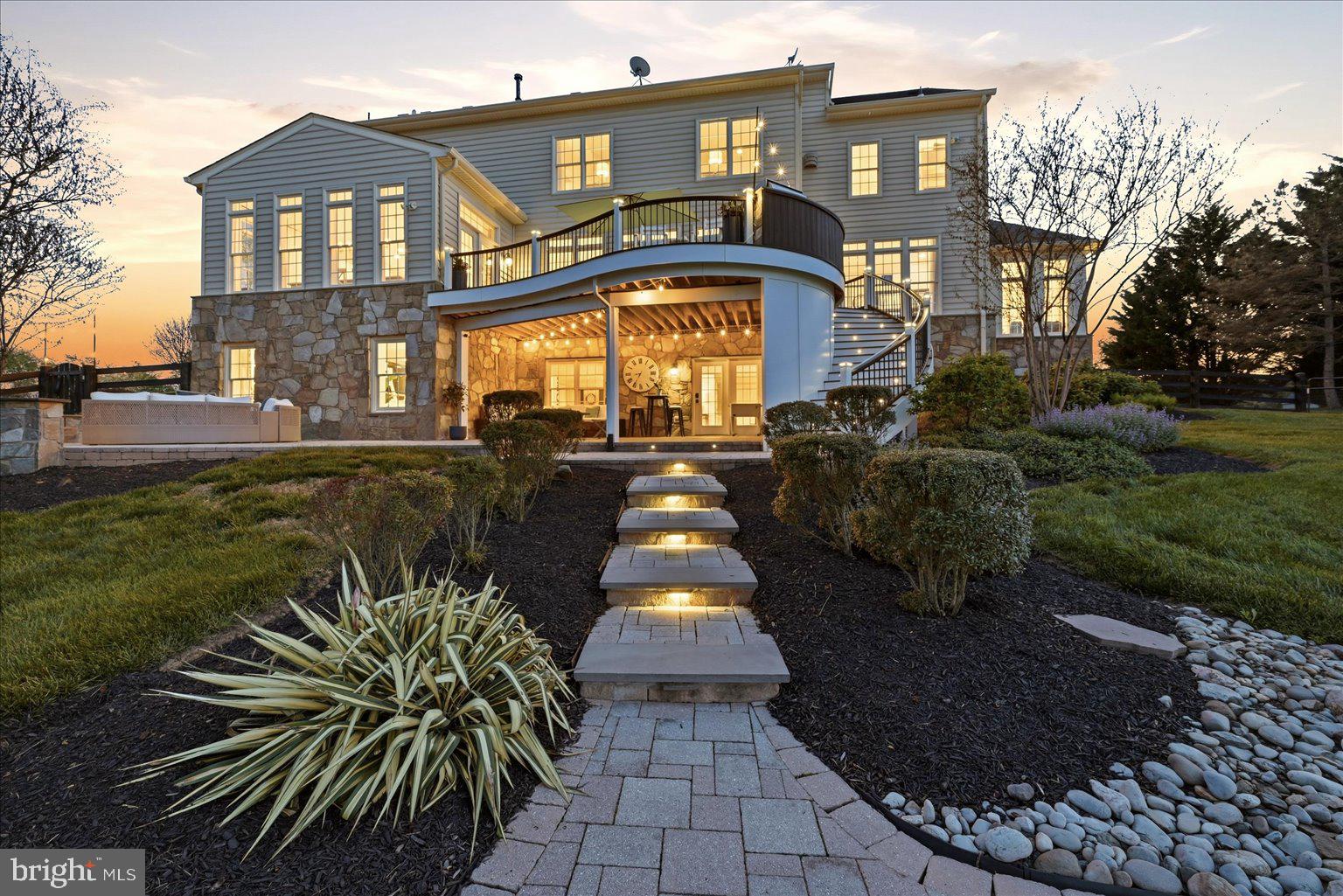 EAGLE CREEK - Residential