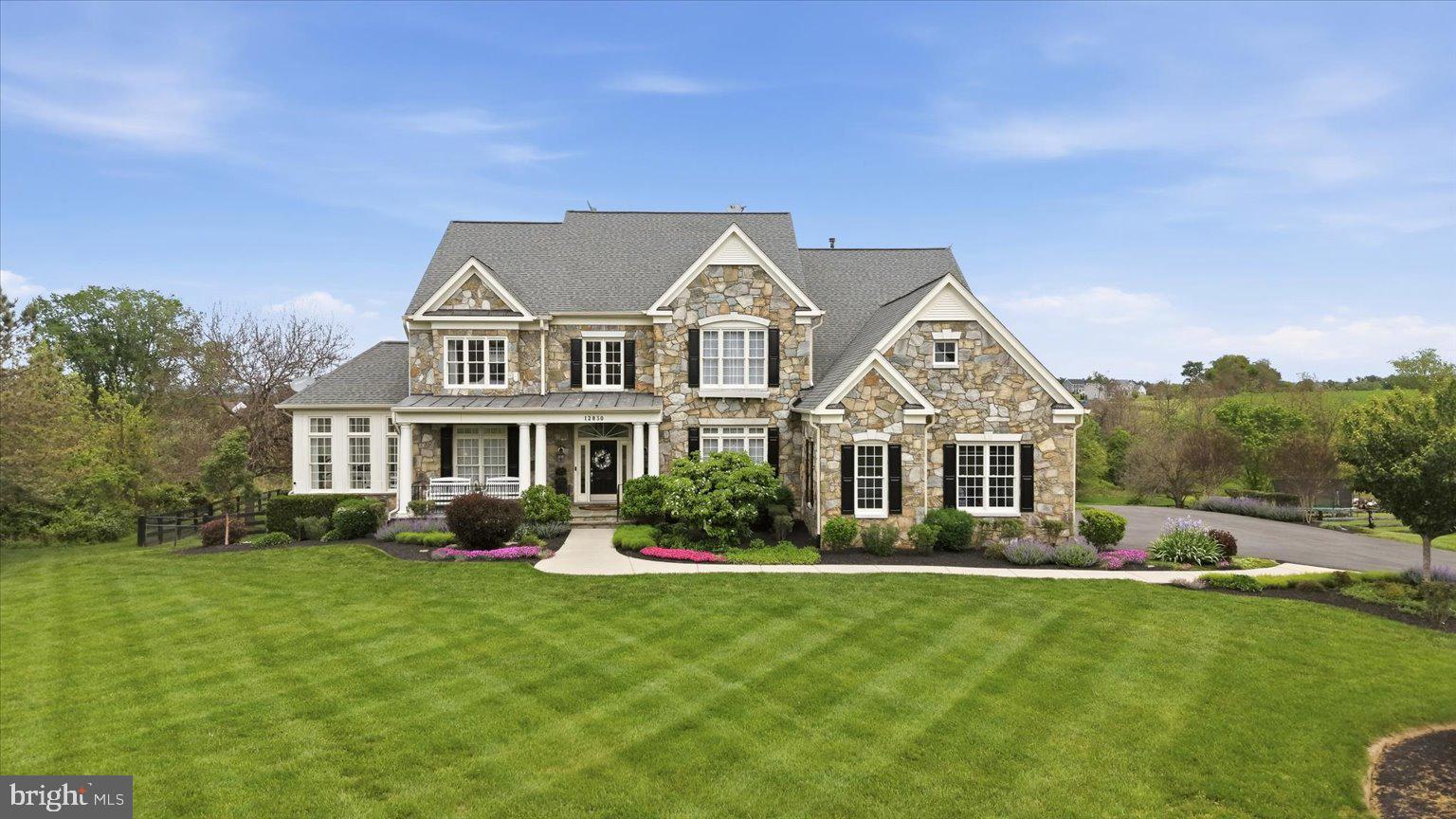 EAGLE CREEK - Residential