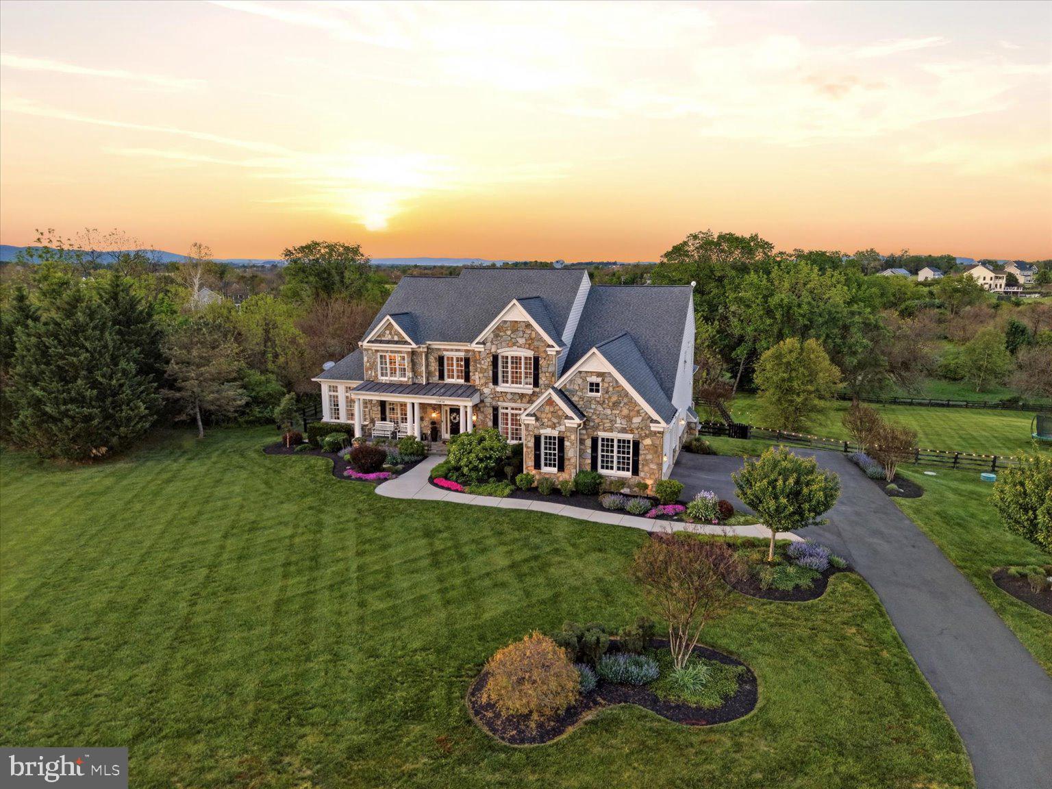 EAGLE CREEK - Residential
