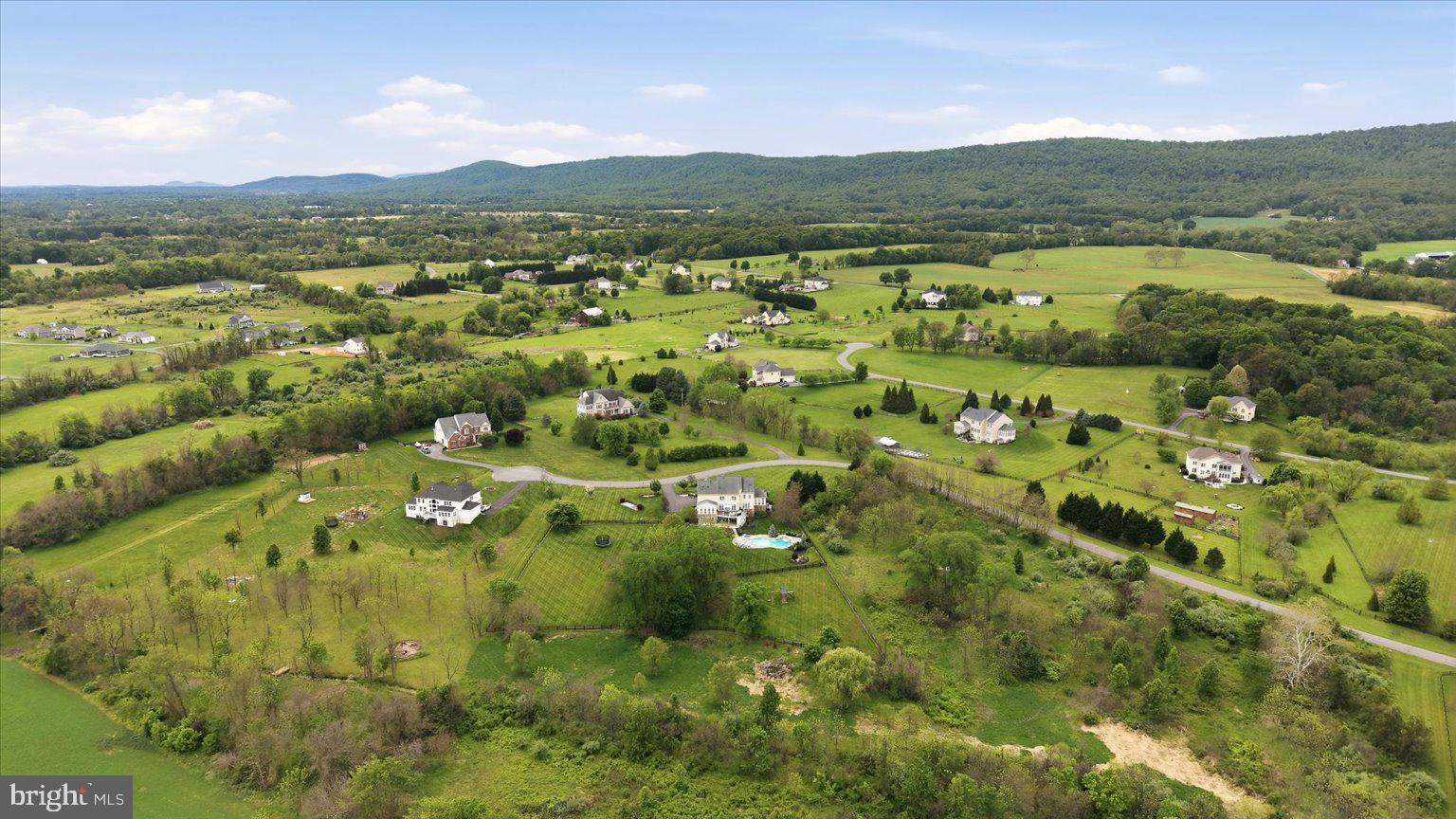 EAGLE CREEK - Residential