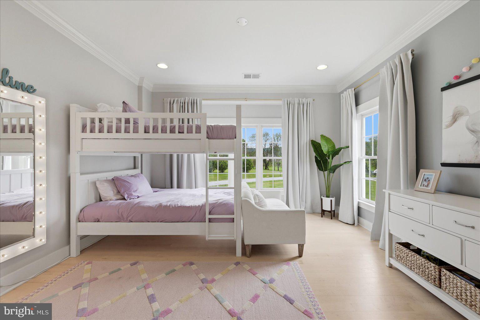 EAGLE CREEK - Residential