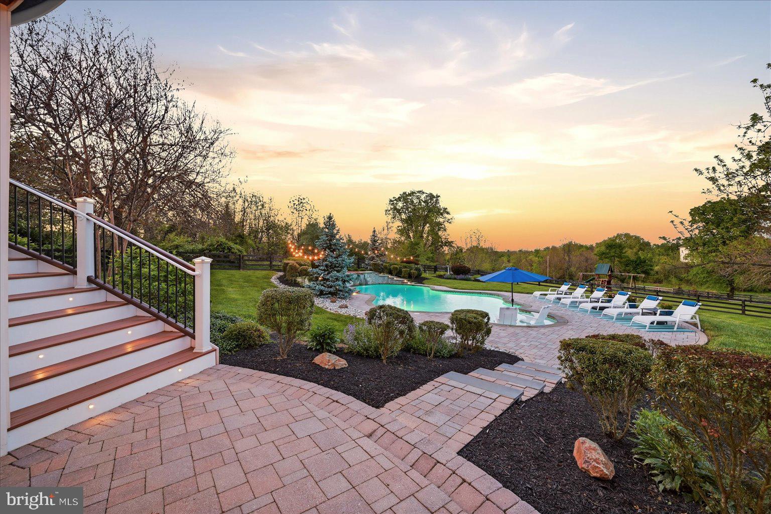 EAGLE CREEK - Residential
