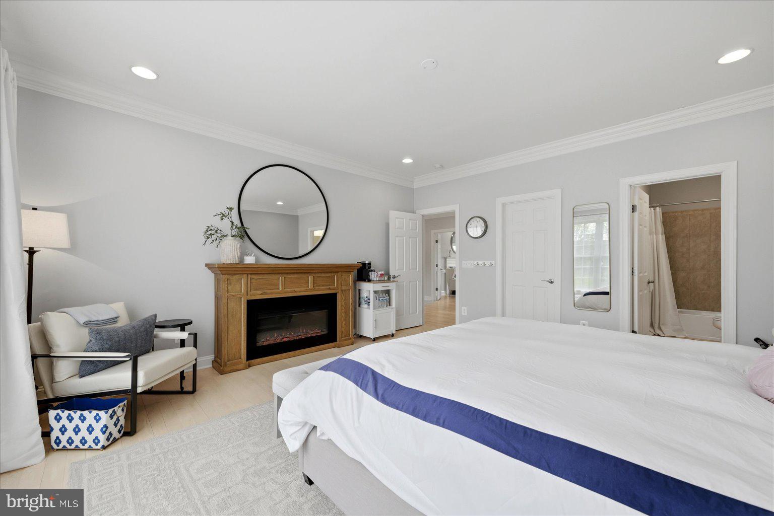 EAGLE CREEK - Residential