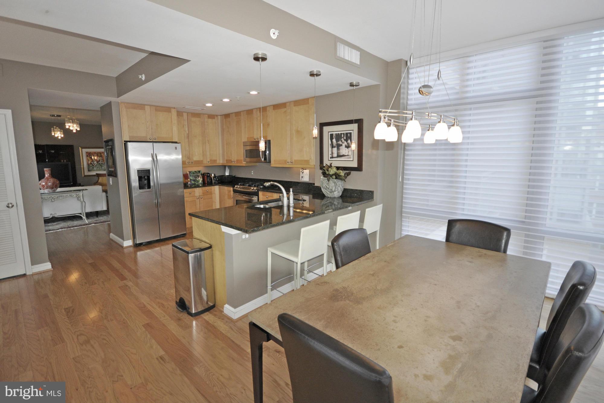 MIDTOWN AT RESTON TOWN CENTER - Residential Lease