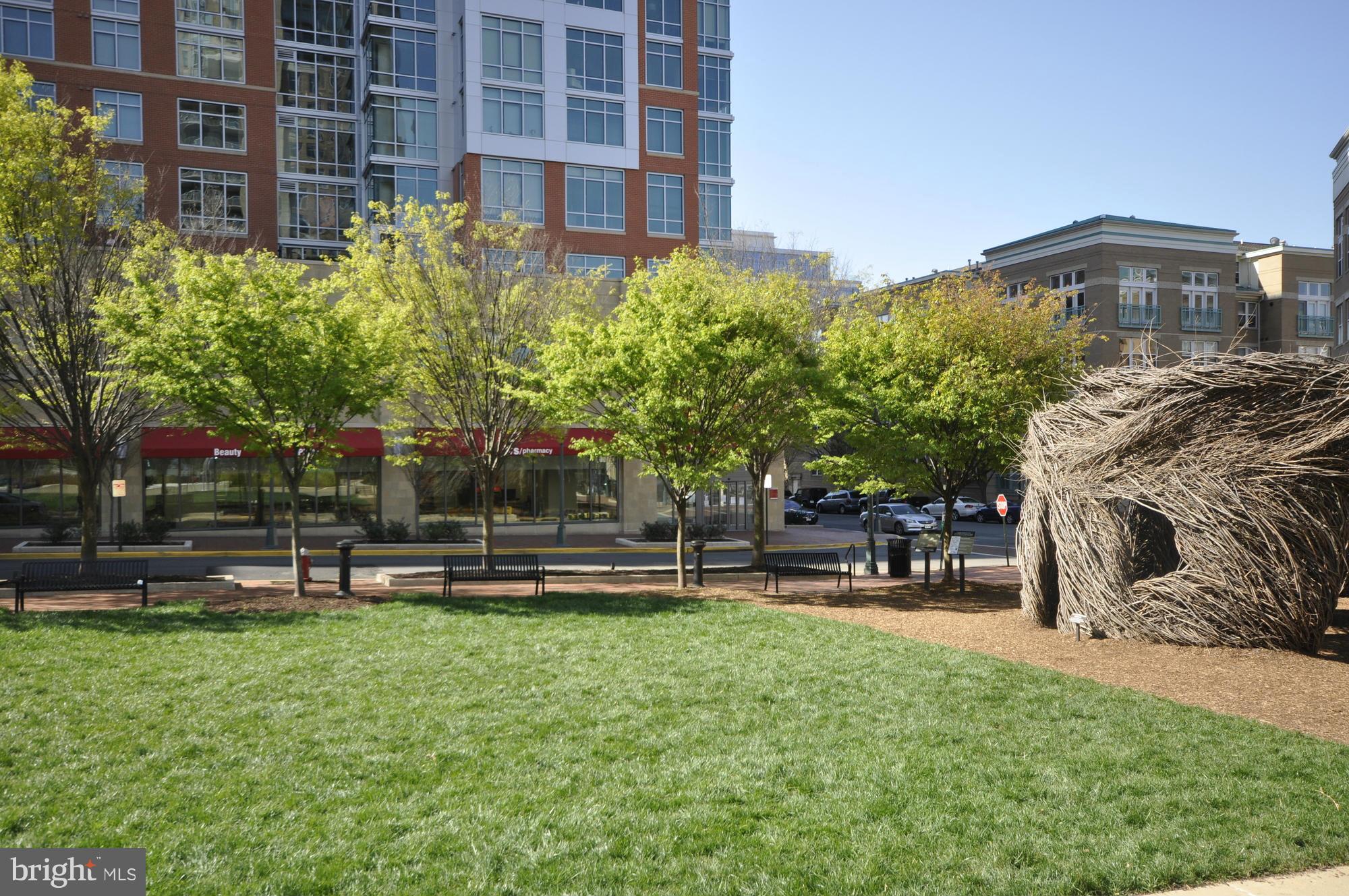 MIDTOWN AT RESTON TOWN CENTER - Residential Lease