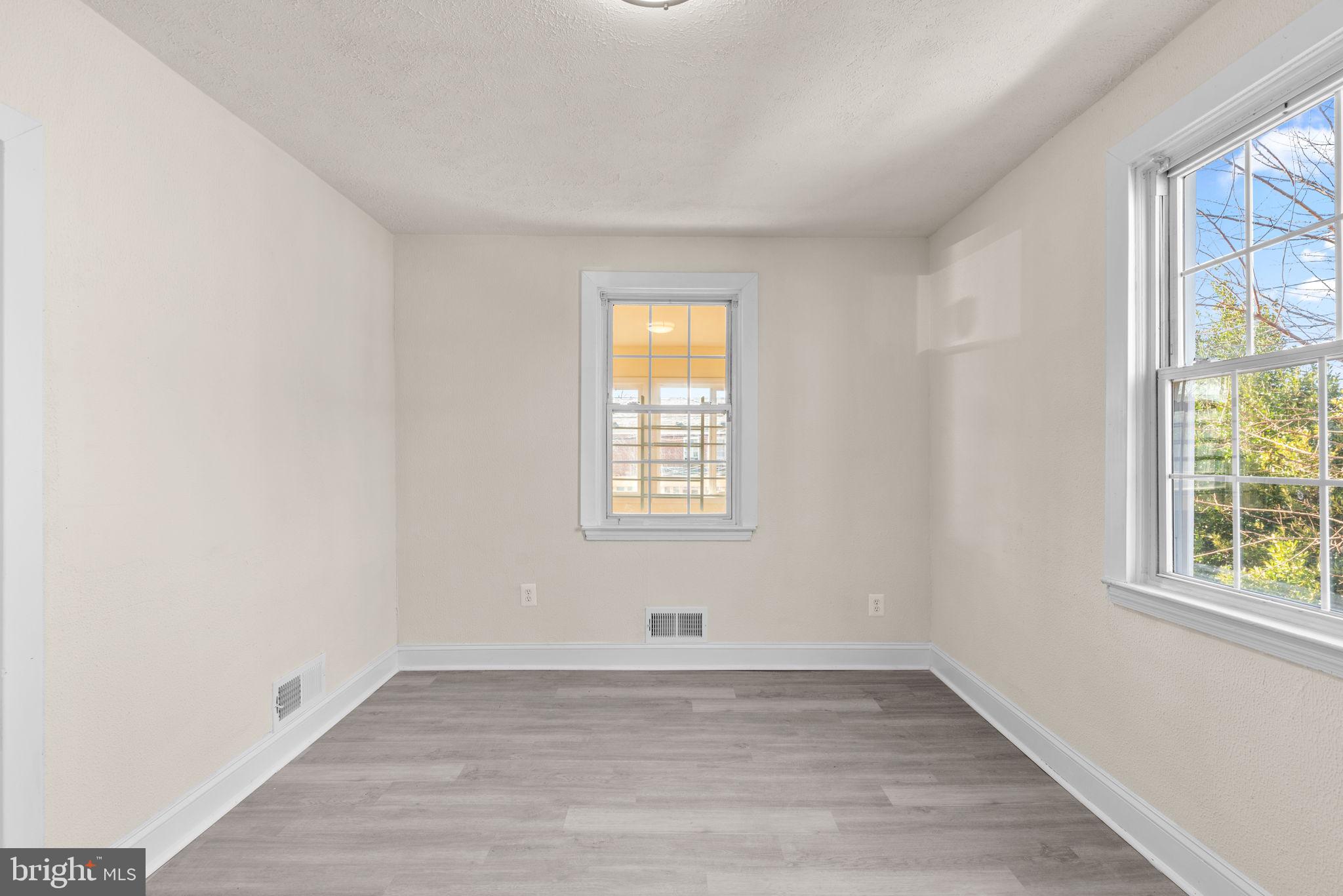 RIDGELEIGH - Residential