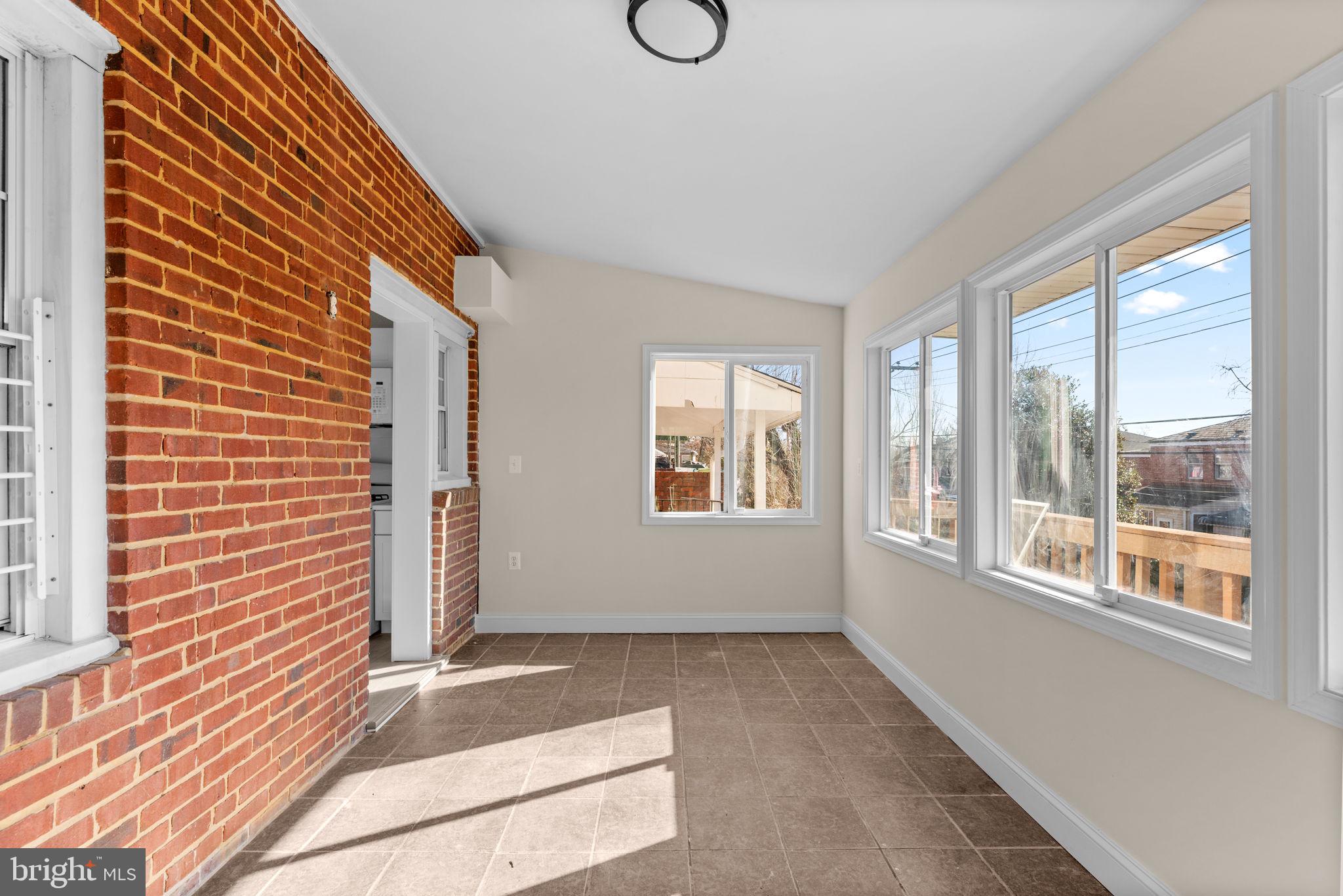 RIDGELEIGH - Residential