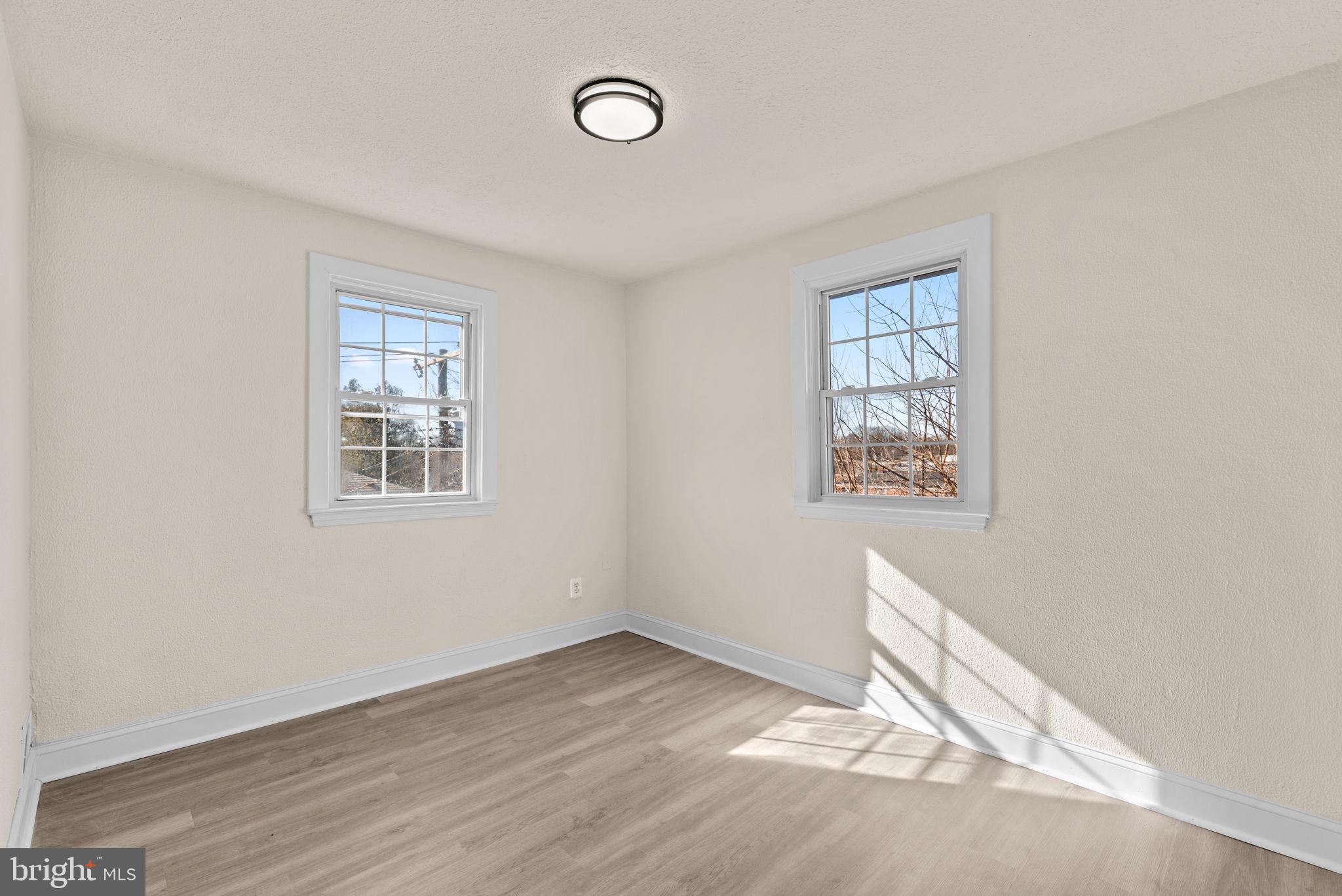 RIDGELEIGH - Residential