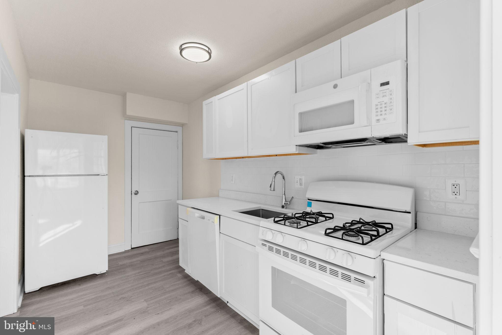 RIDGELEIGH - Residential