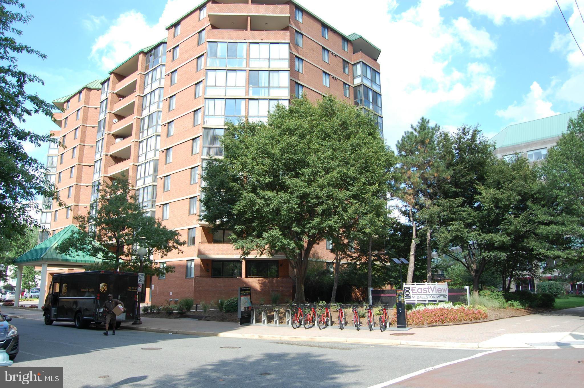 EASTVIEW AT BALLSTON METRO - Residential Lease