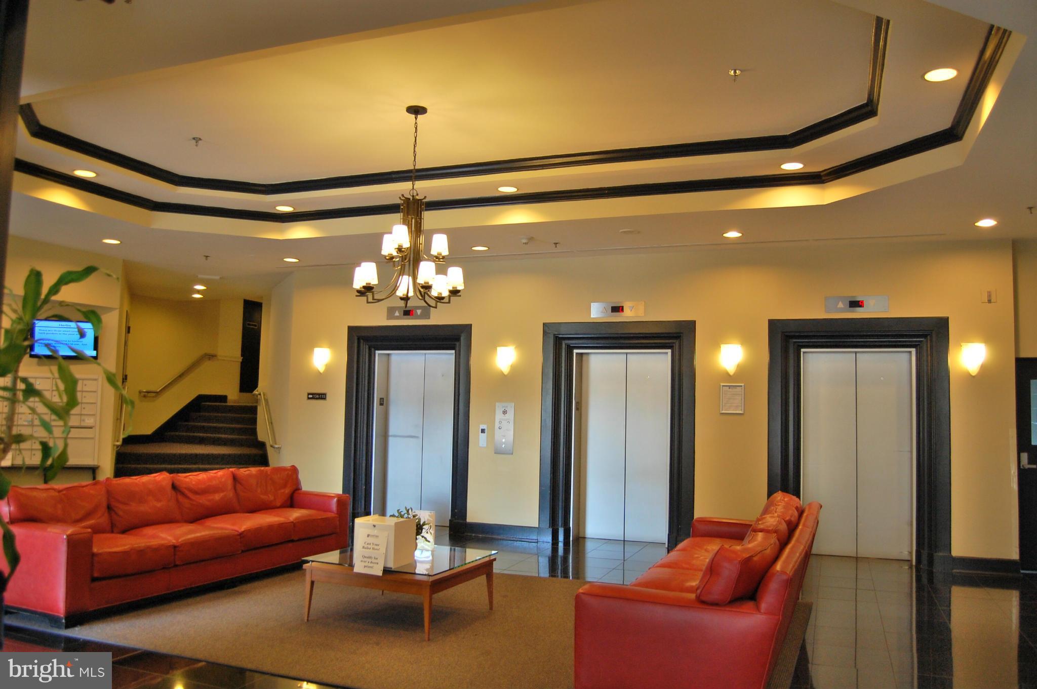 EASTVIEW AT BALLSTON METRO - Residential Lease