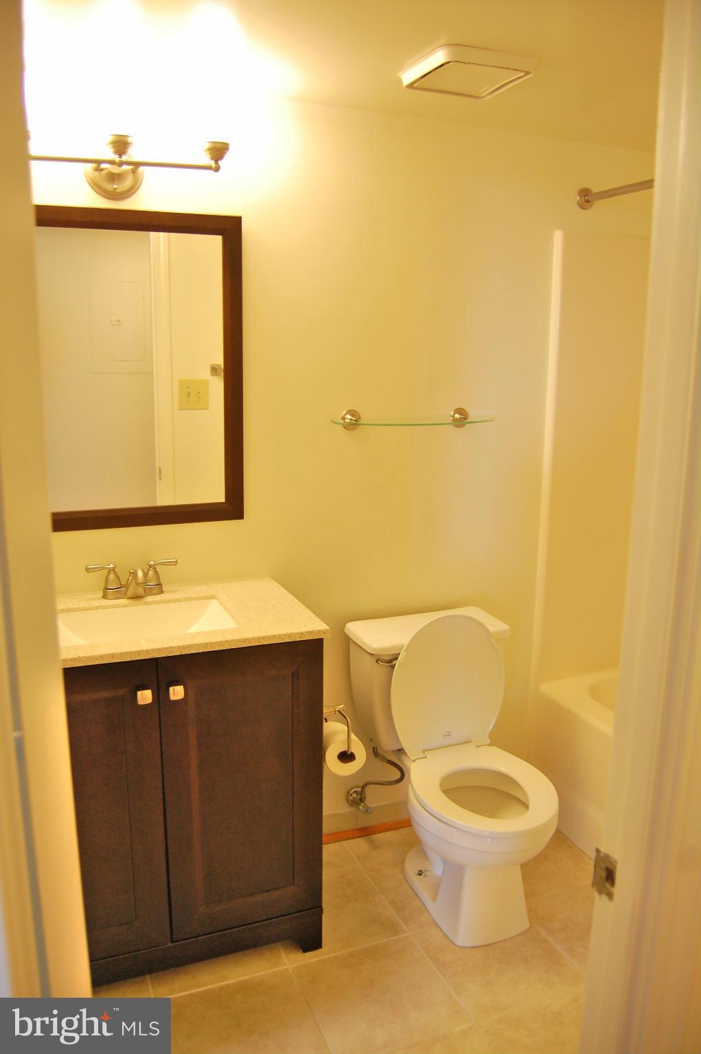 EASTVIEW AT BALLSTON METRO - Residential Lease