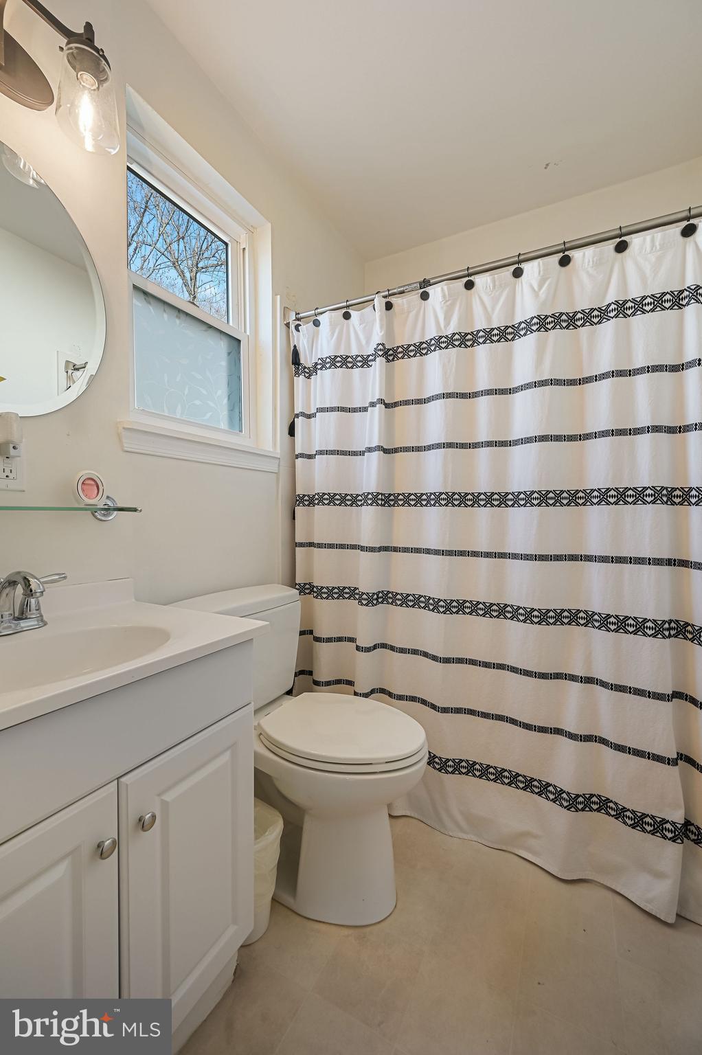 WHITEOAK FARMS - Residential