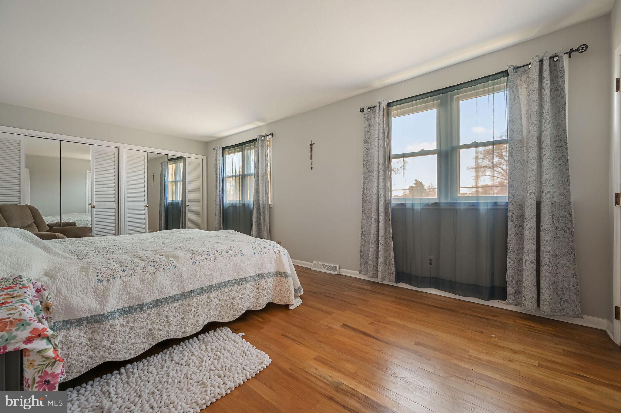 WHITEOAK FARMS - Residential