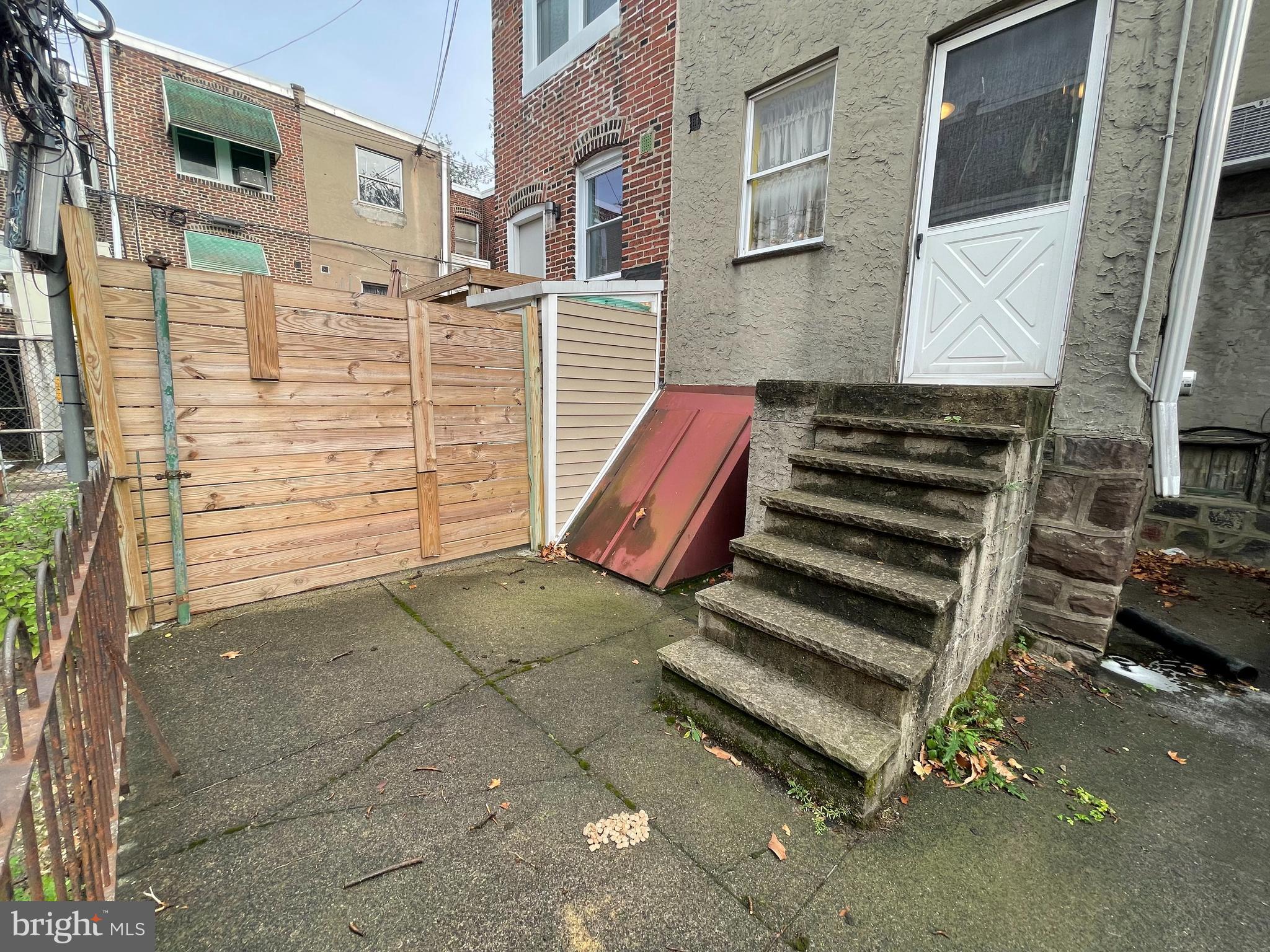 WEST PASSYUNK - Residential