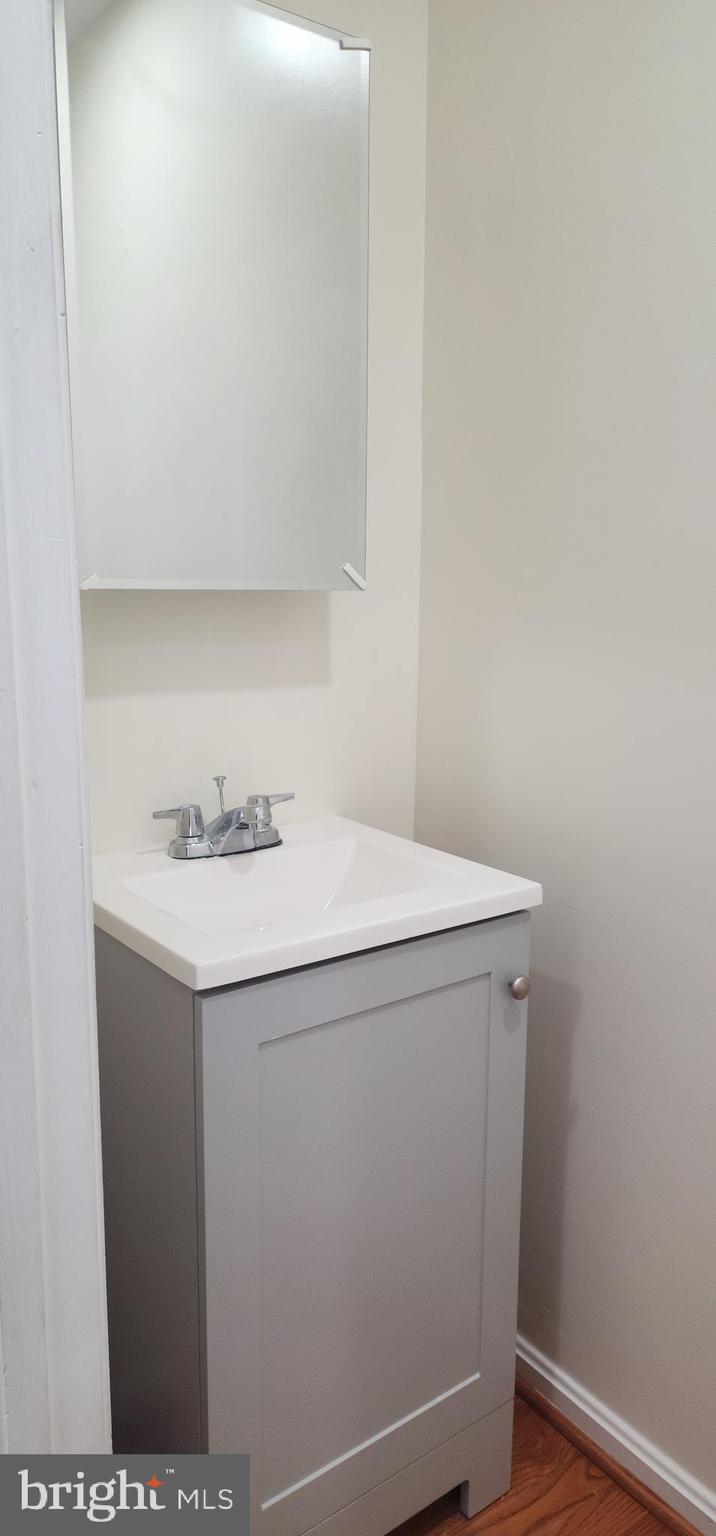 CLAYBROOKE - Residential Lease