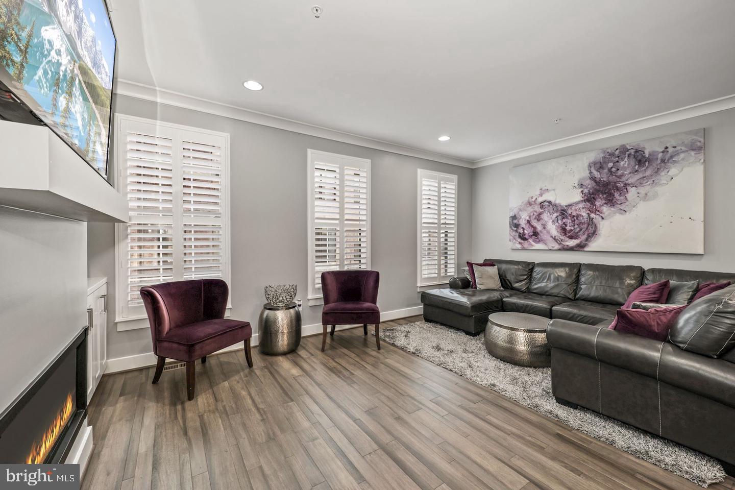 POTOMAC OVERLOOK AT NATIONAL HARBOR - Residential Lease