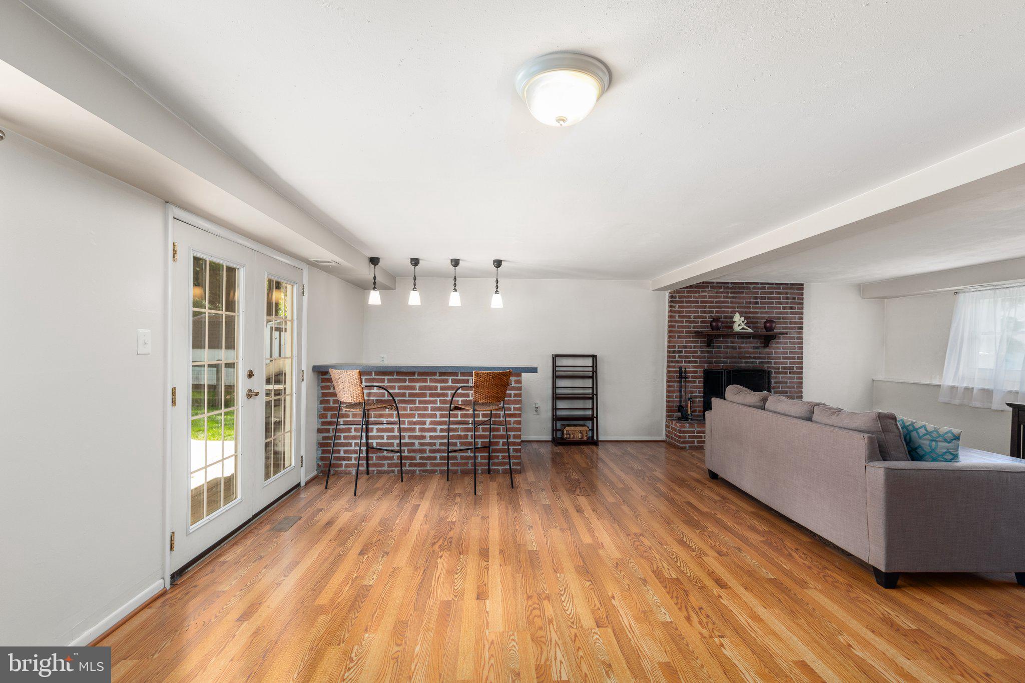 FOSTER BRANCH - Residential