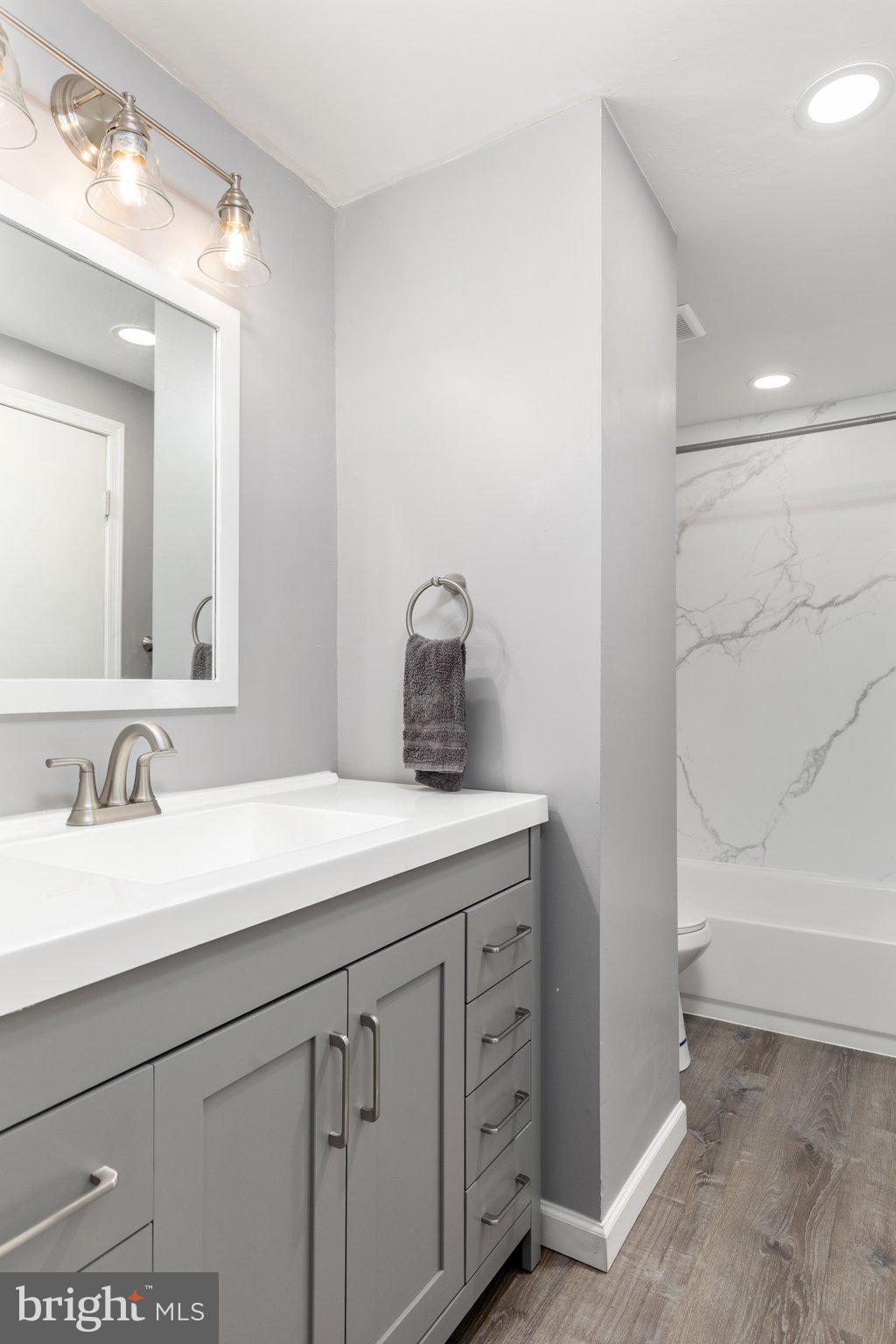 FOSTER BRANCH - Residential