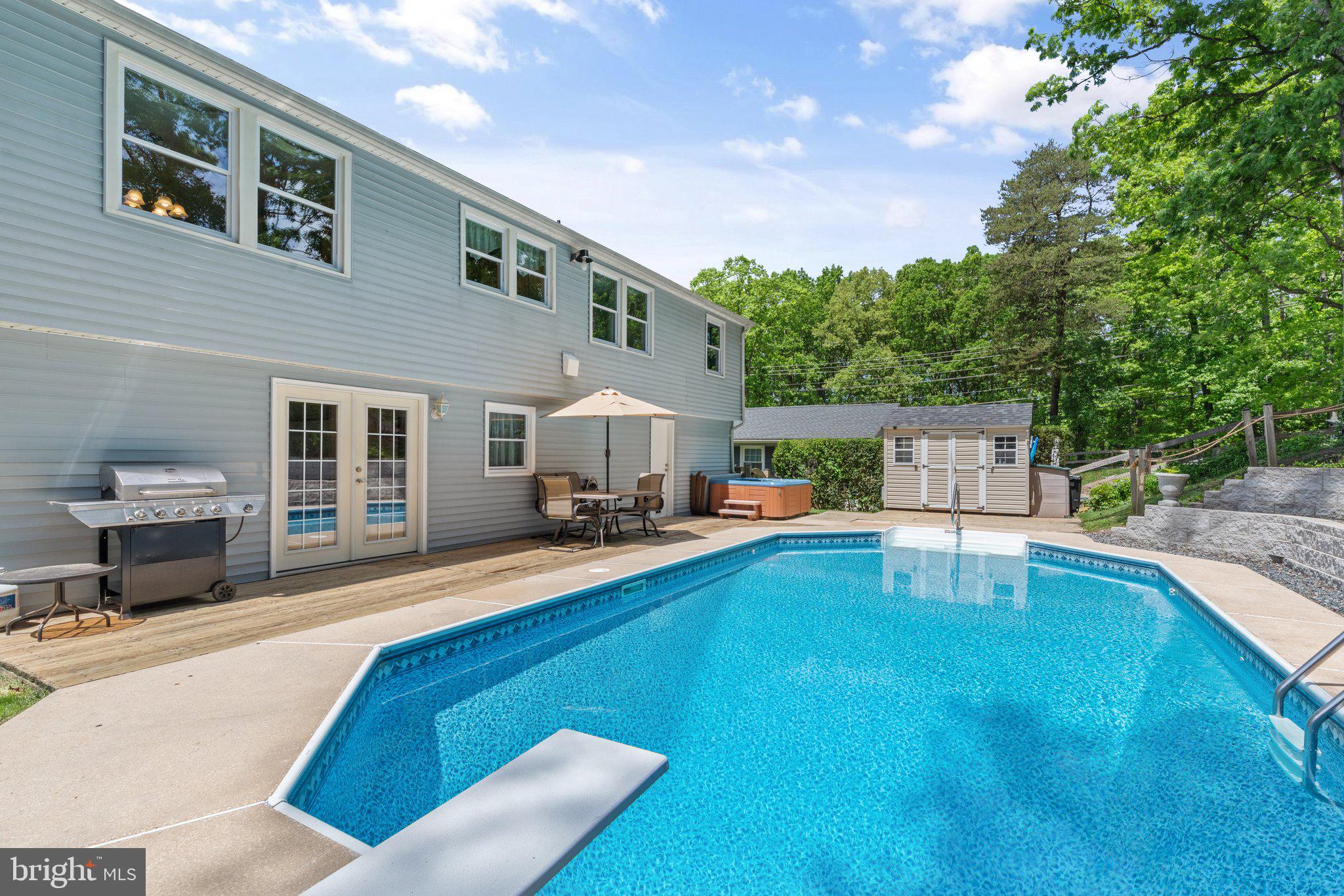 FOSTER BRANCH - Residential